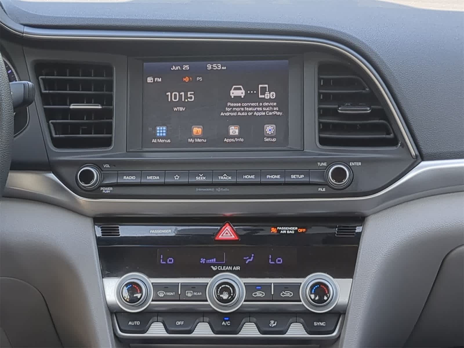 Thumbnail: 2020 Hyundai Elantra - 17