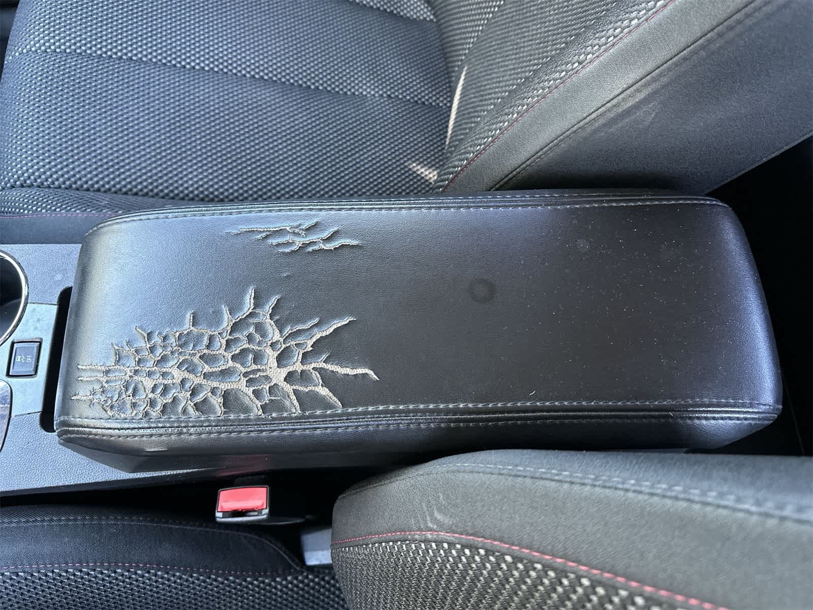 Thumbnail: 2017 Chevrolet Equinox - 16