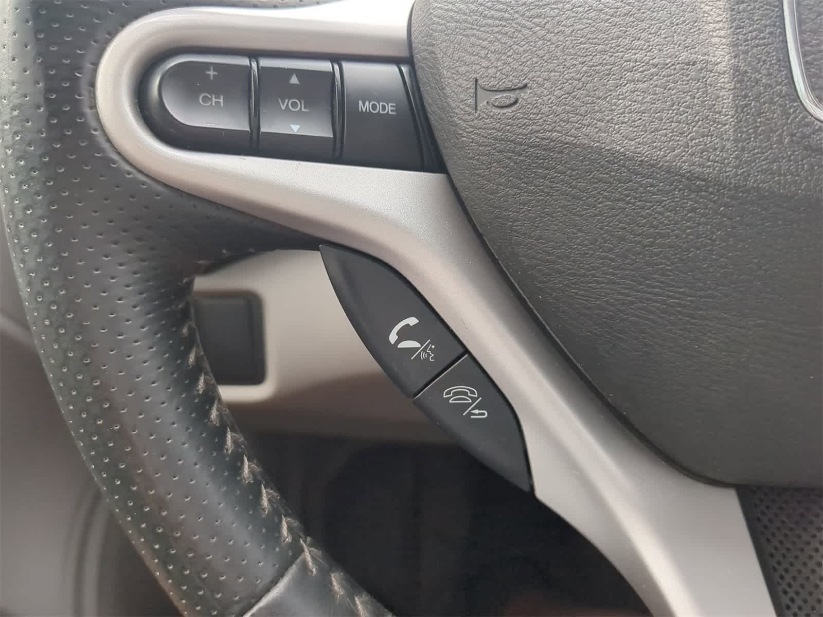 Thumbnail: 2014 Honda Insight - 21