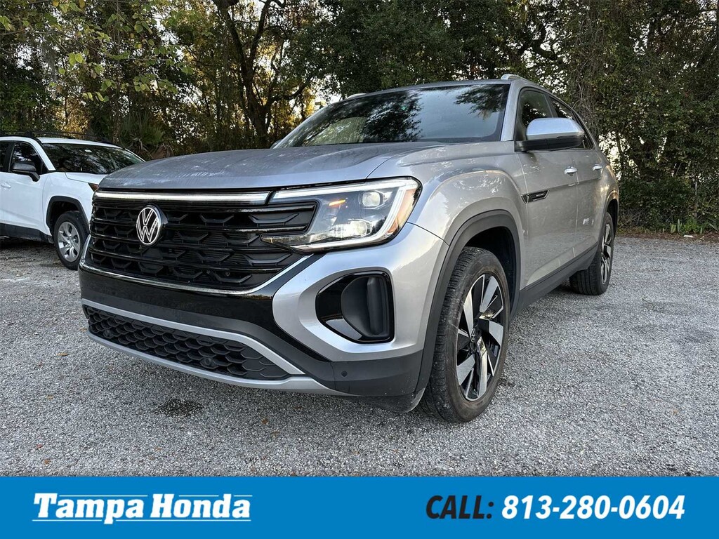 Used 2024 Volkswagen Atlas Cross Sport 2.0T SE w/Technology SUV