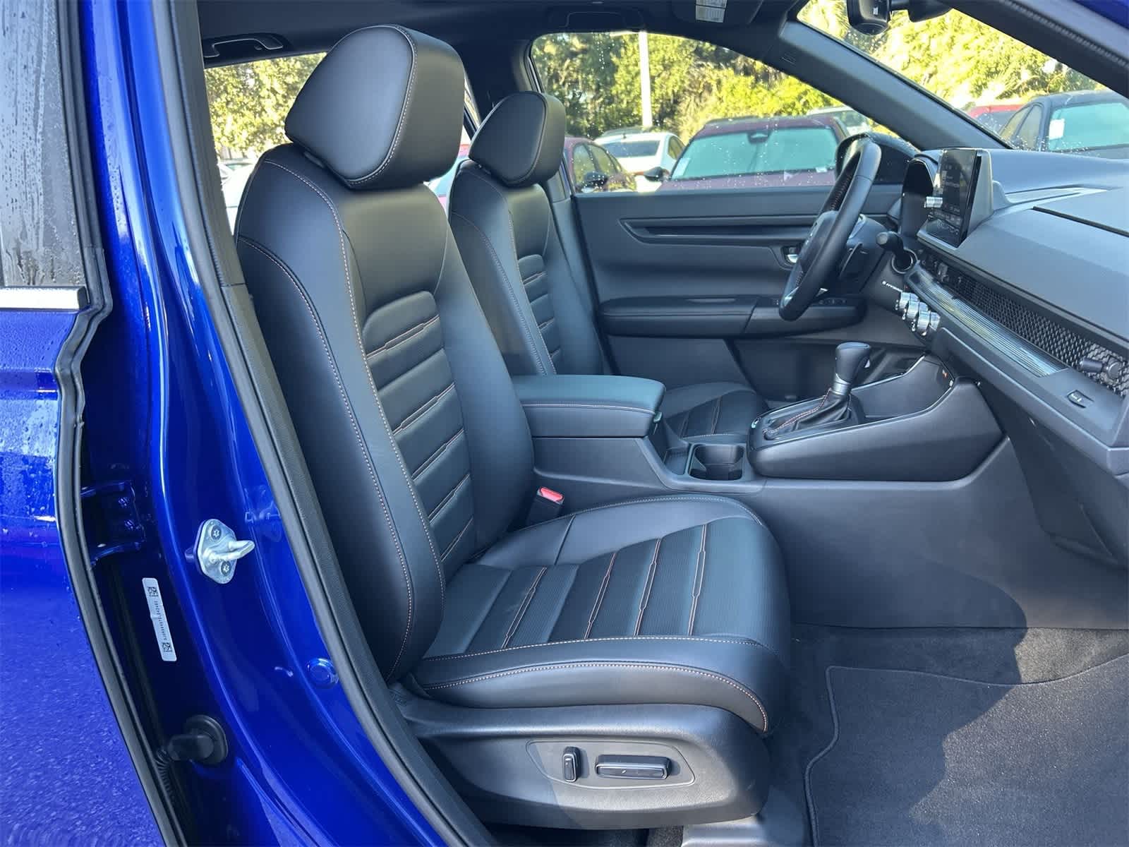 Thumbnail: 2025 Honda CR-V - 14