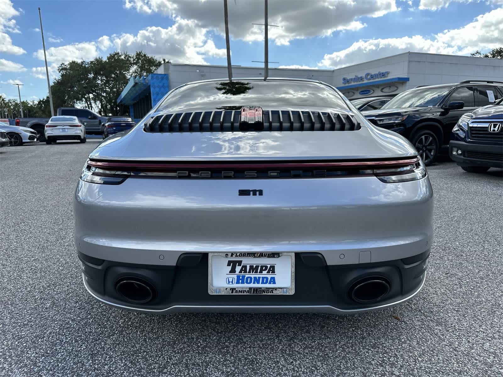 Thumbnail: 2023 Porsche 911 - 21