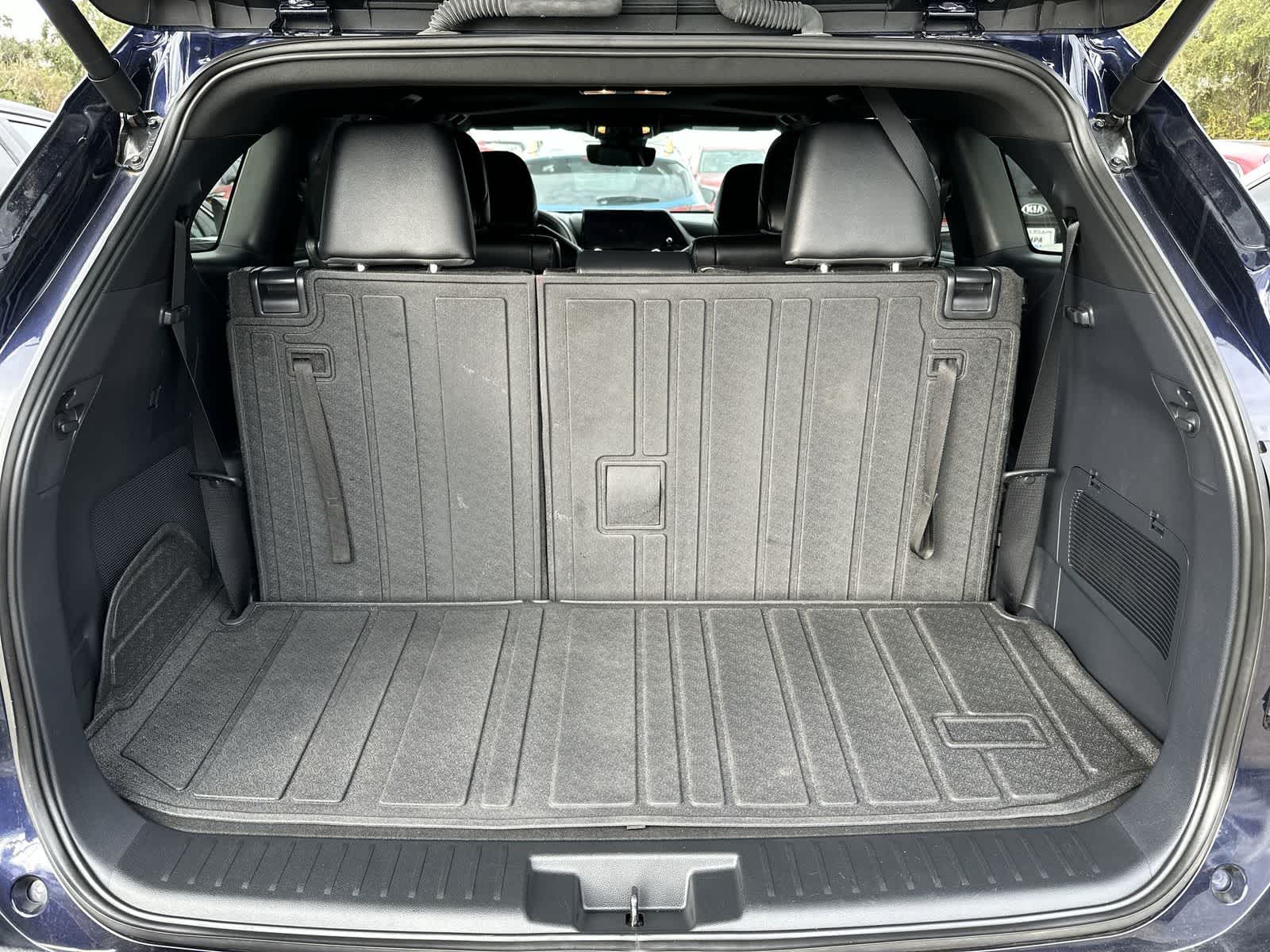Thumbnail: 2024 Toyota Highlander - 19