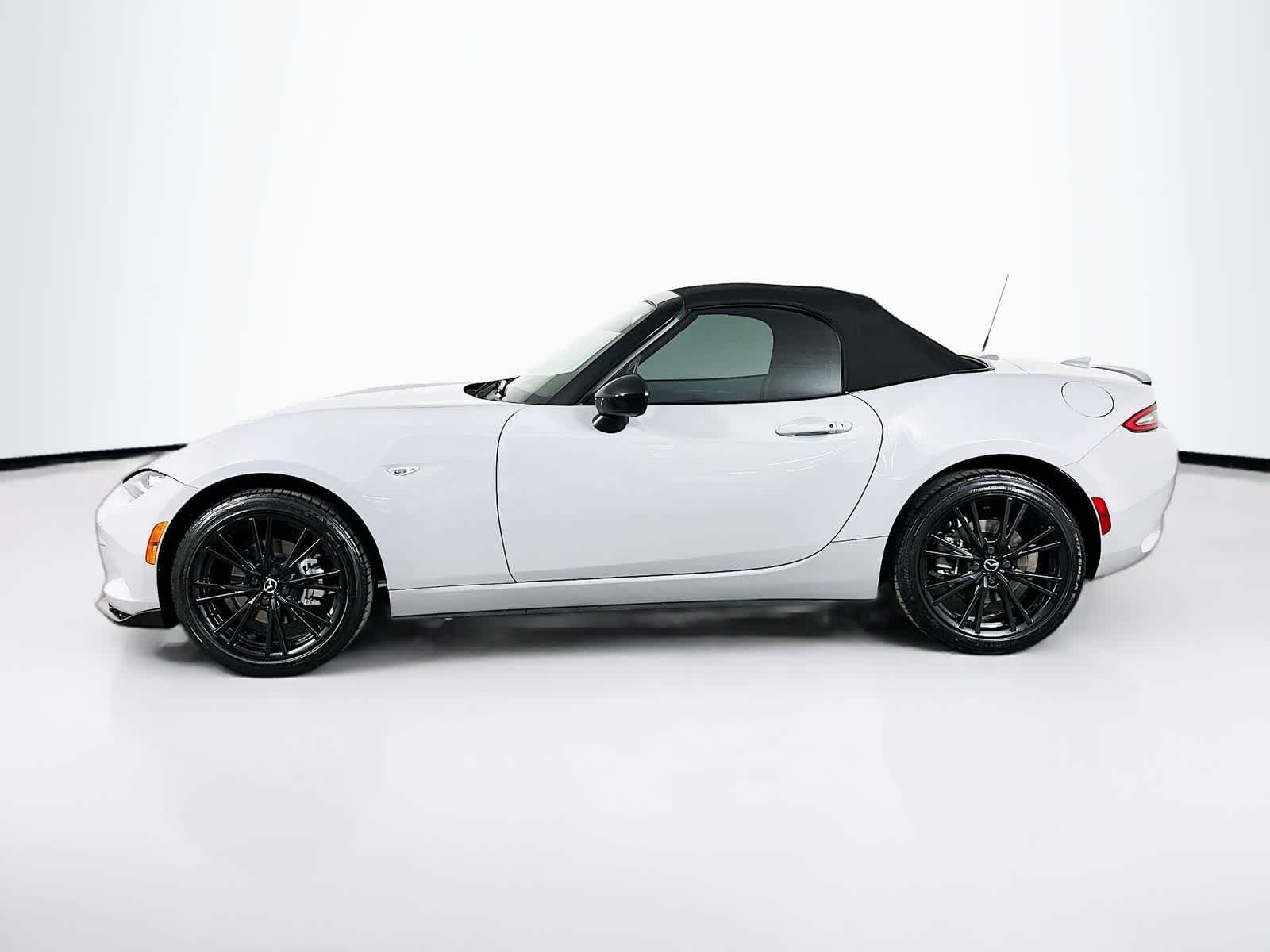 Thumbnail: 2024 Mazda MX-5 Miata - 3