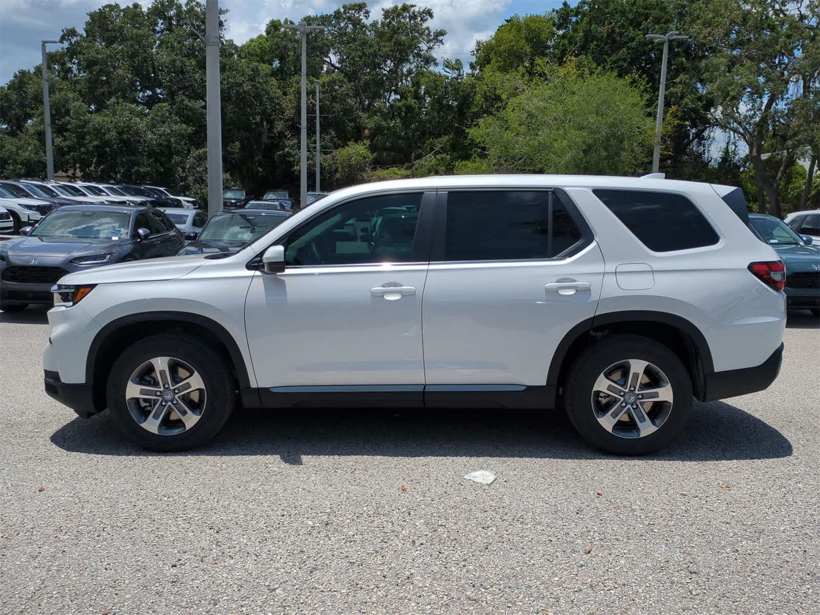 Thumbnail: 2025 Honda Pilot - 3