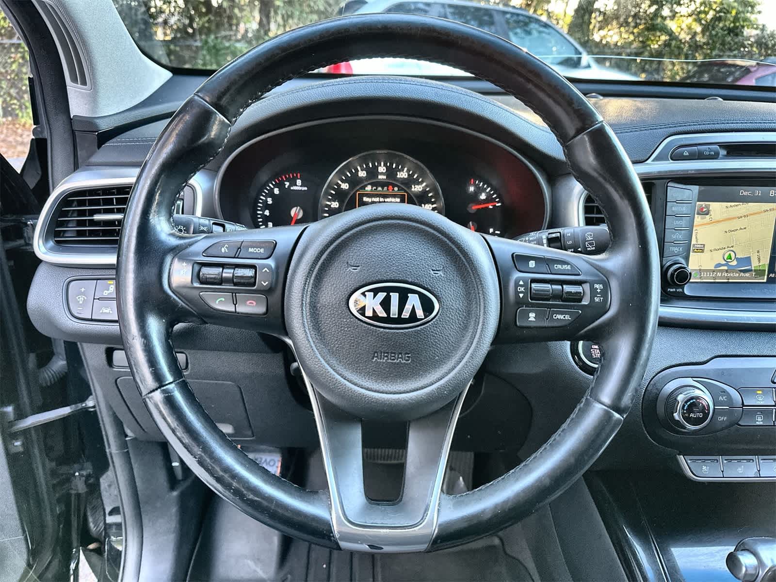 Thumbnail: 2018 Kia Sorento - 15