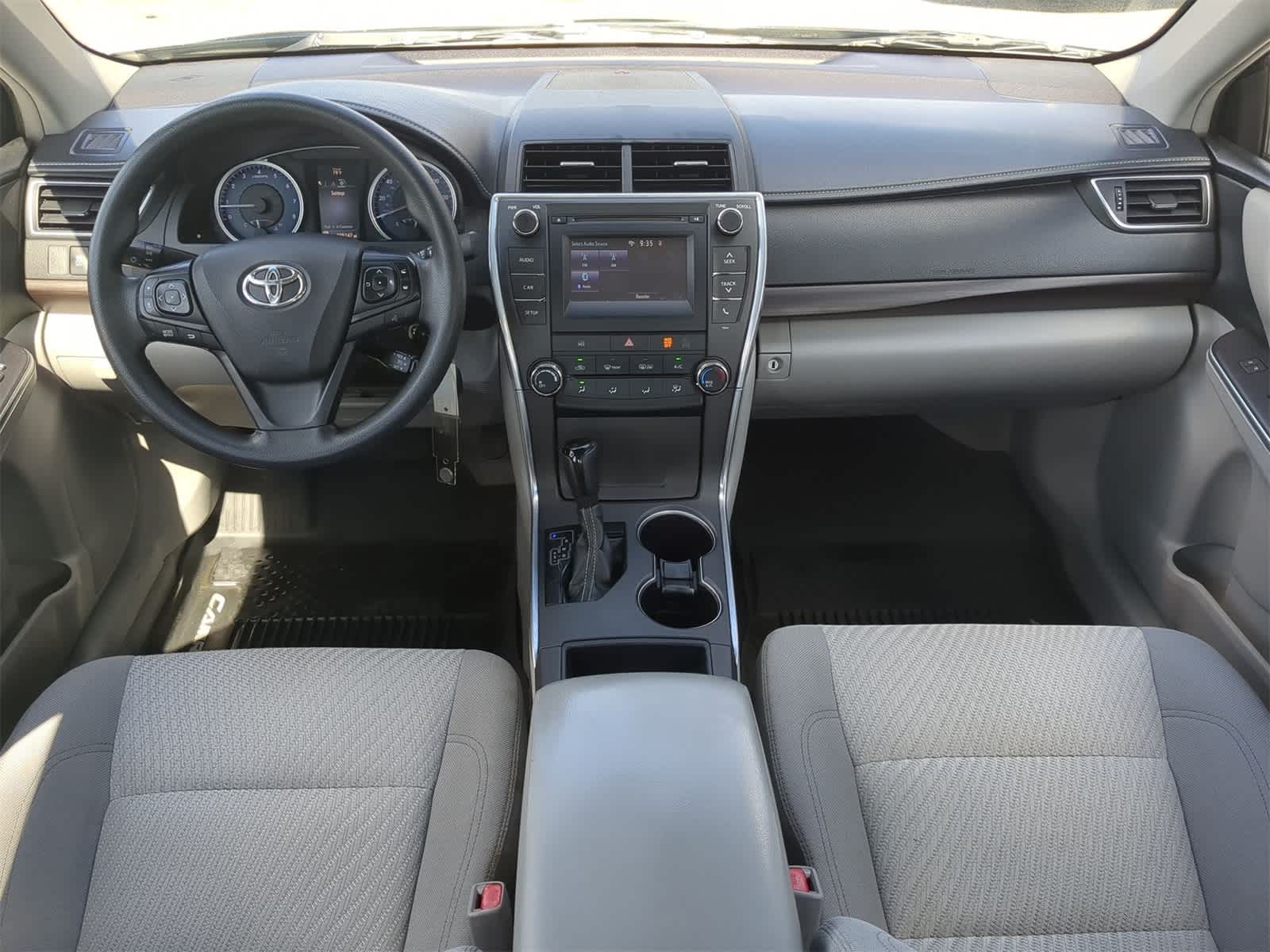 2017 Toyota Camry LE 14