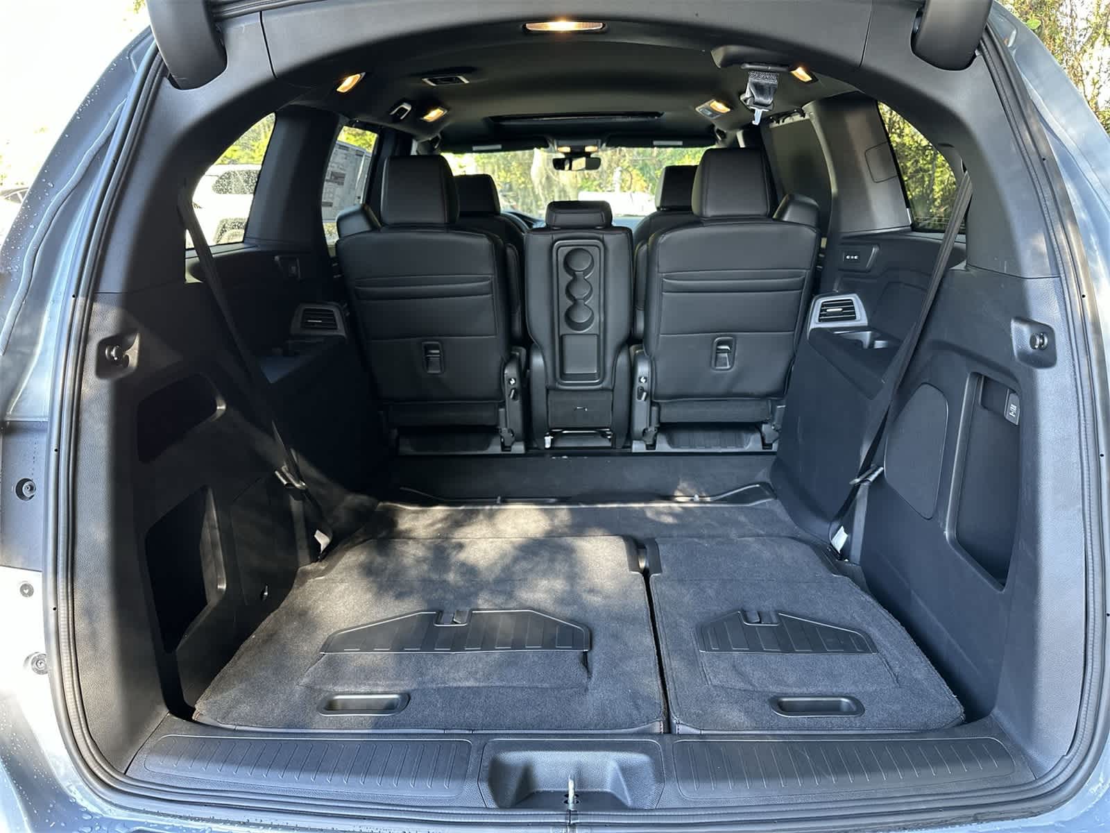 Thumbnail: 2026 Honda Odyssey - 13