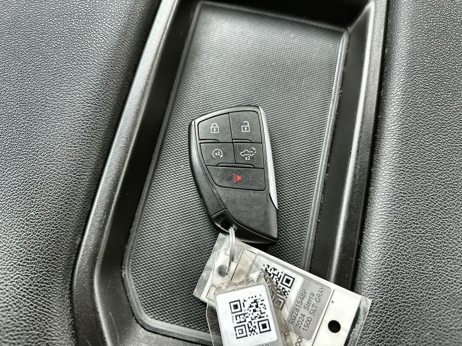 Thumbnail: 2024 GMC Sierra 1500 - 20