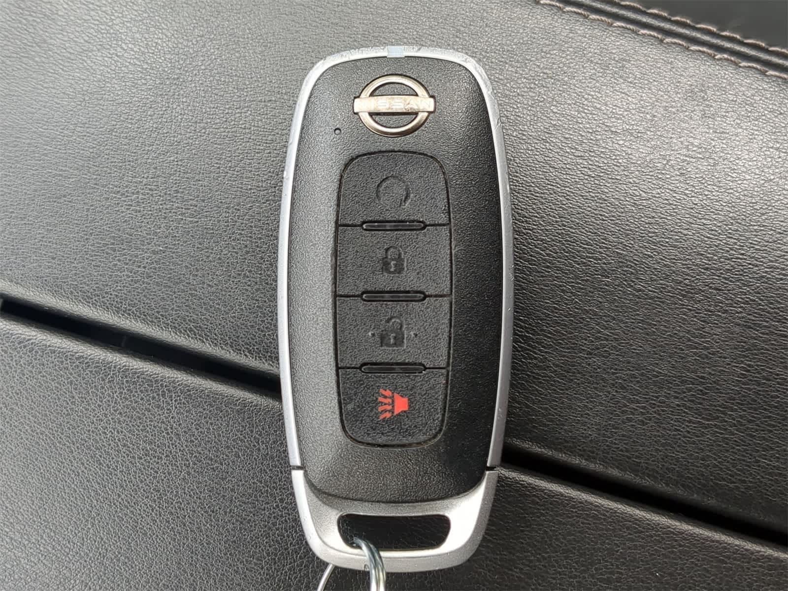 2023 Nissan Rogue SV 26