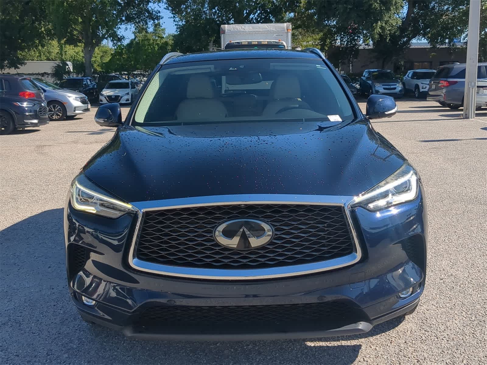 2019 INFINITI QX50 Essential 9