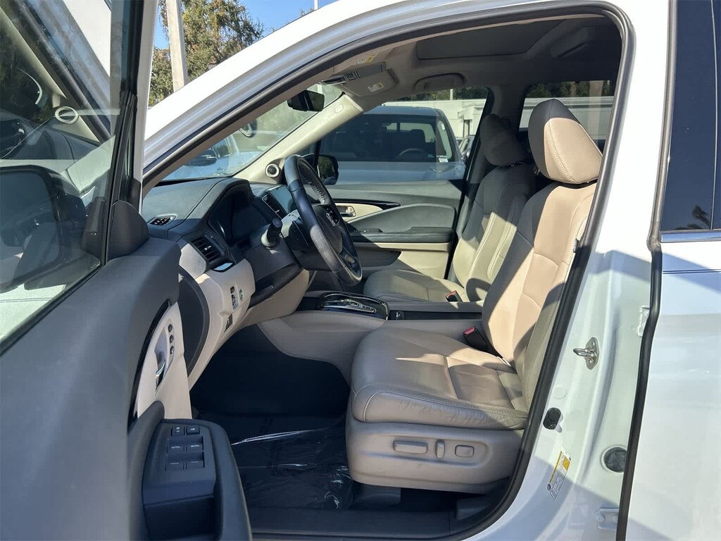 Used 2020 Honda Pilot Touring 8 Passenger AWD SUV