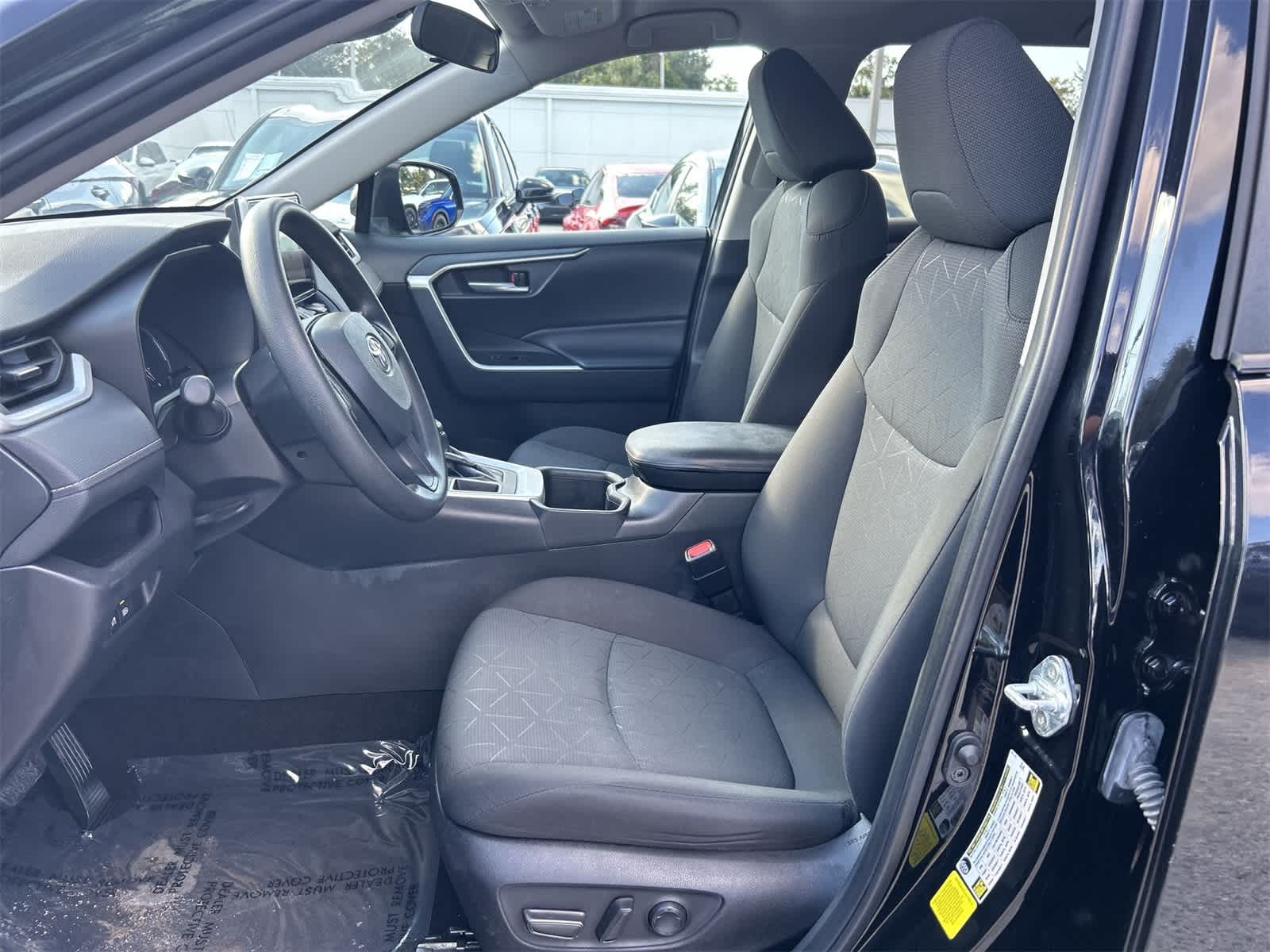 Thumbnail: 2024 Toyota RAV4 - 11