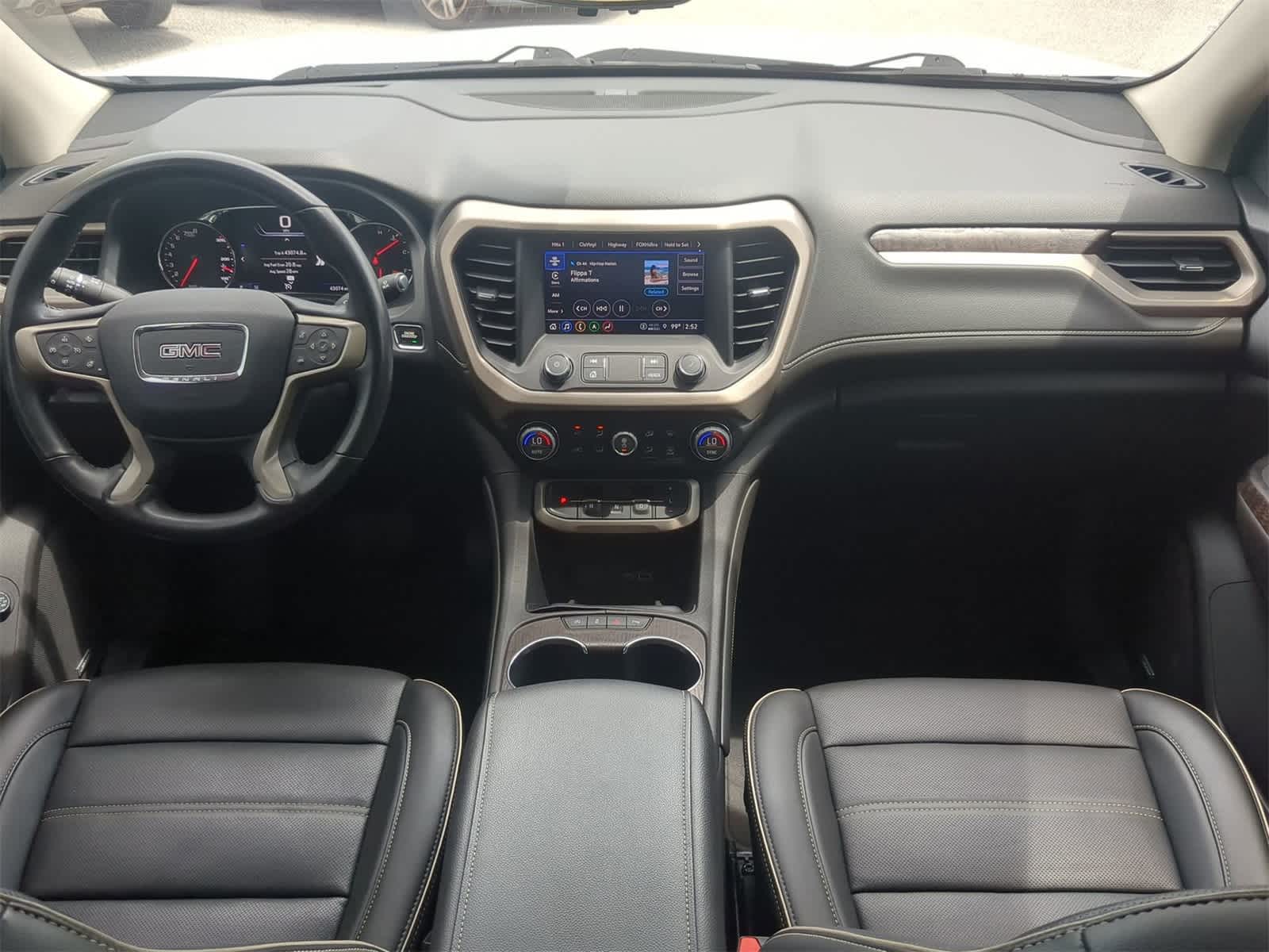 Thumbnail: 2022 GMC Acadia - 16