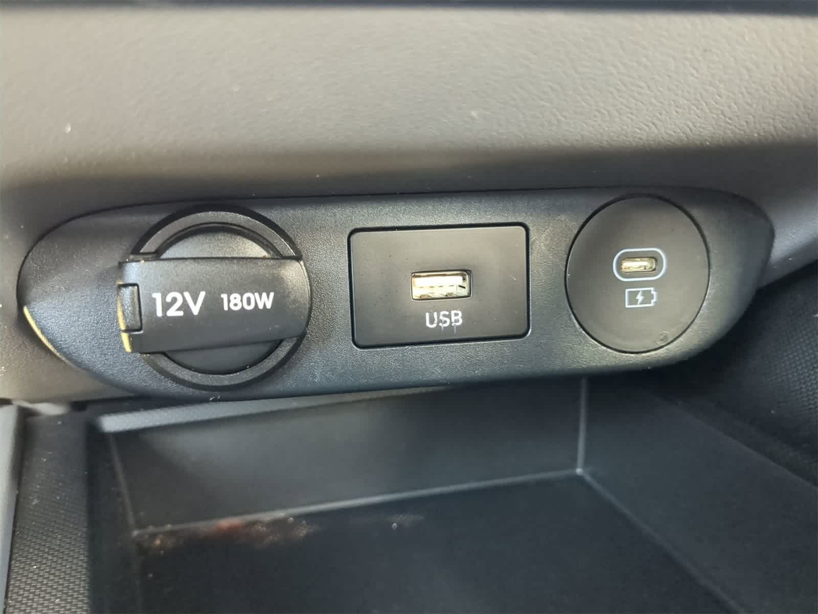 Thumbnail: 2024 Hyundai Elantra - 21