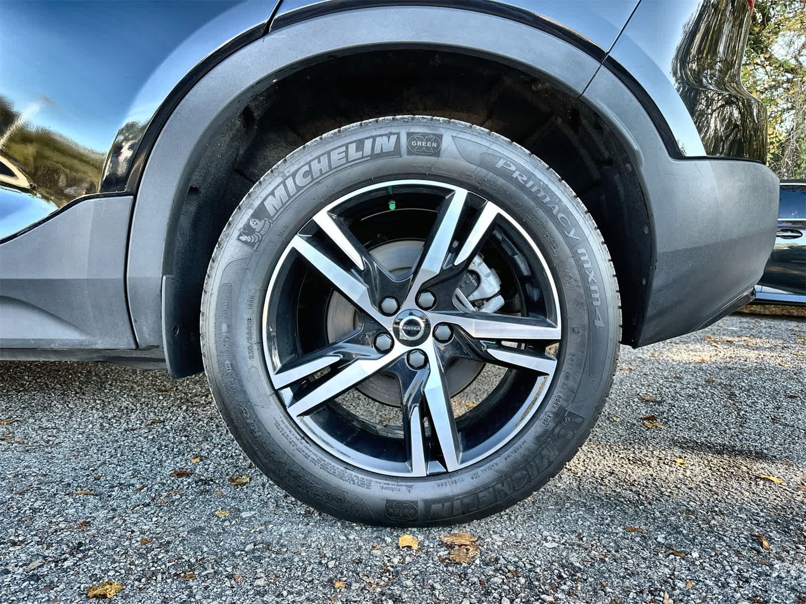 Thumbnail: 2024 Volvo XC40 - 8