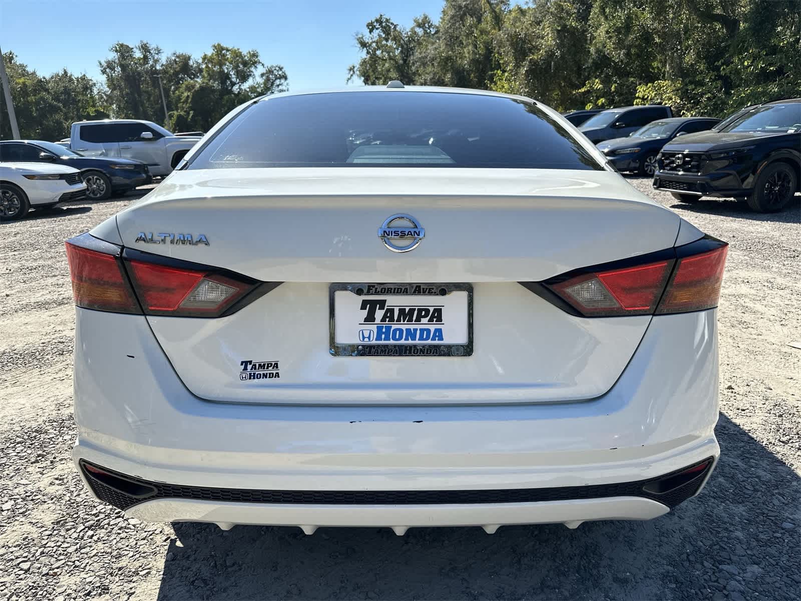 Thumbnail: 2020 Nissan Altima - 5