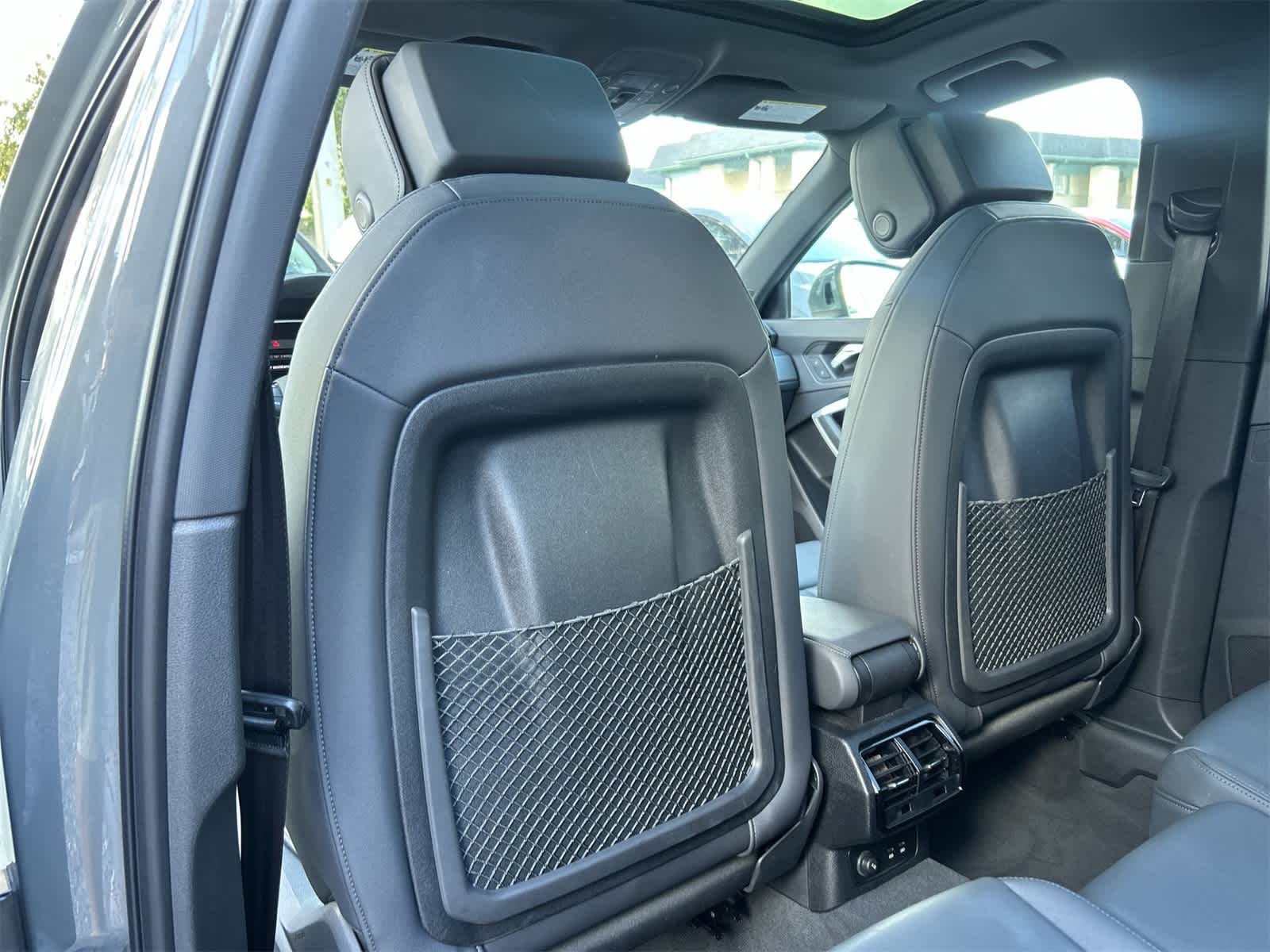 Thumbnail: 2025 Audi Q3 - 12