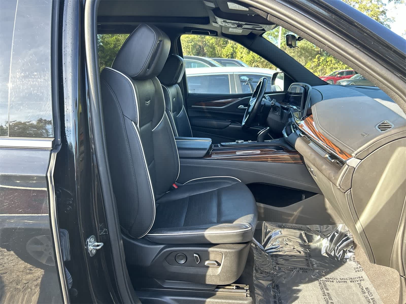 Thumbnail: 2023 Cadillac Escalade - 14