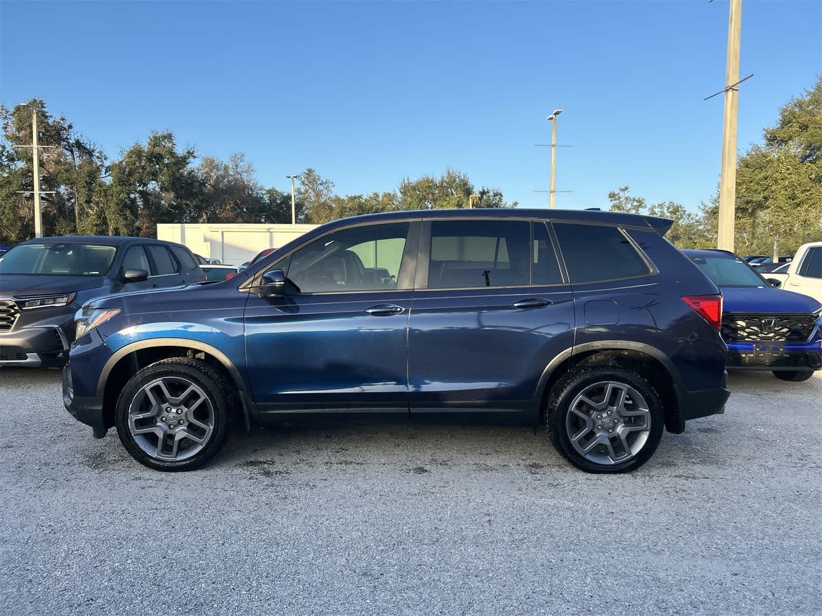 Thumbnail: 2022 Honda Passport - 3