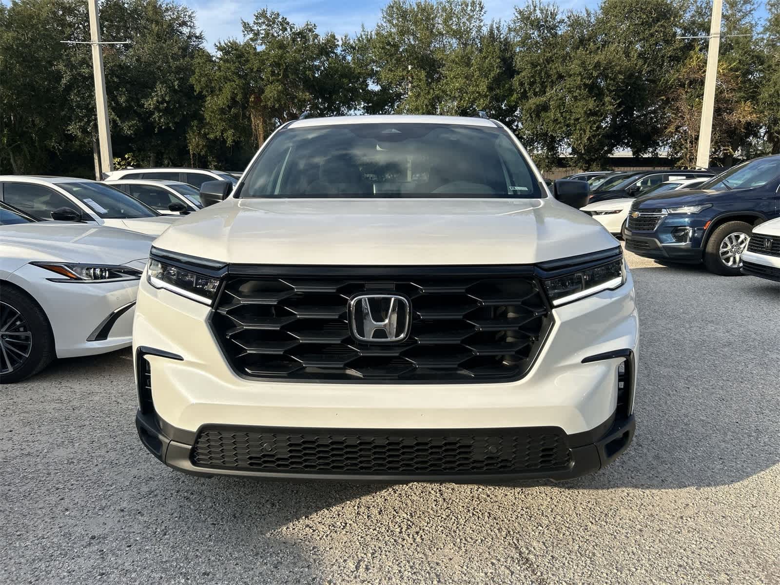 Thumbnail: 2025 Honda Pilot - 6