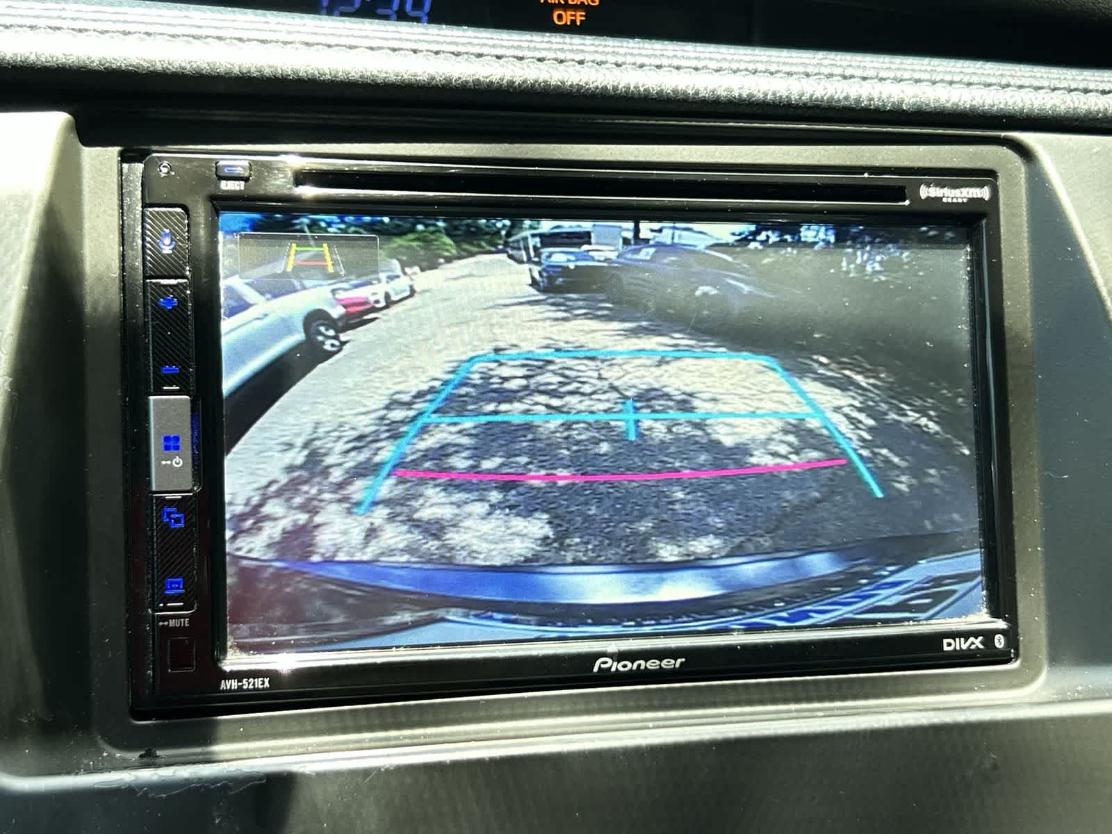 Thumbnail: 2015 Toyota Highlander - 20