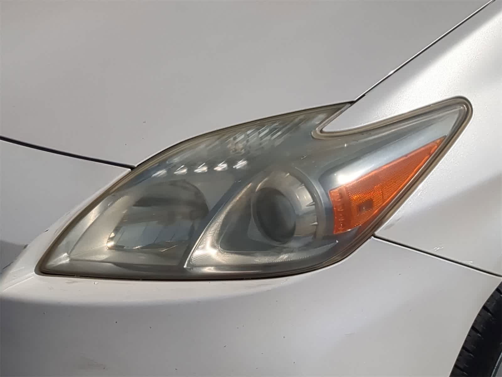 Thumbnail: 2011 Toyota Prius - 10