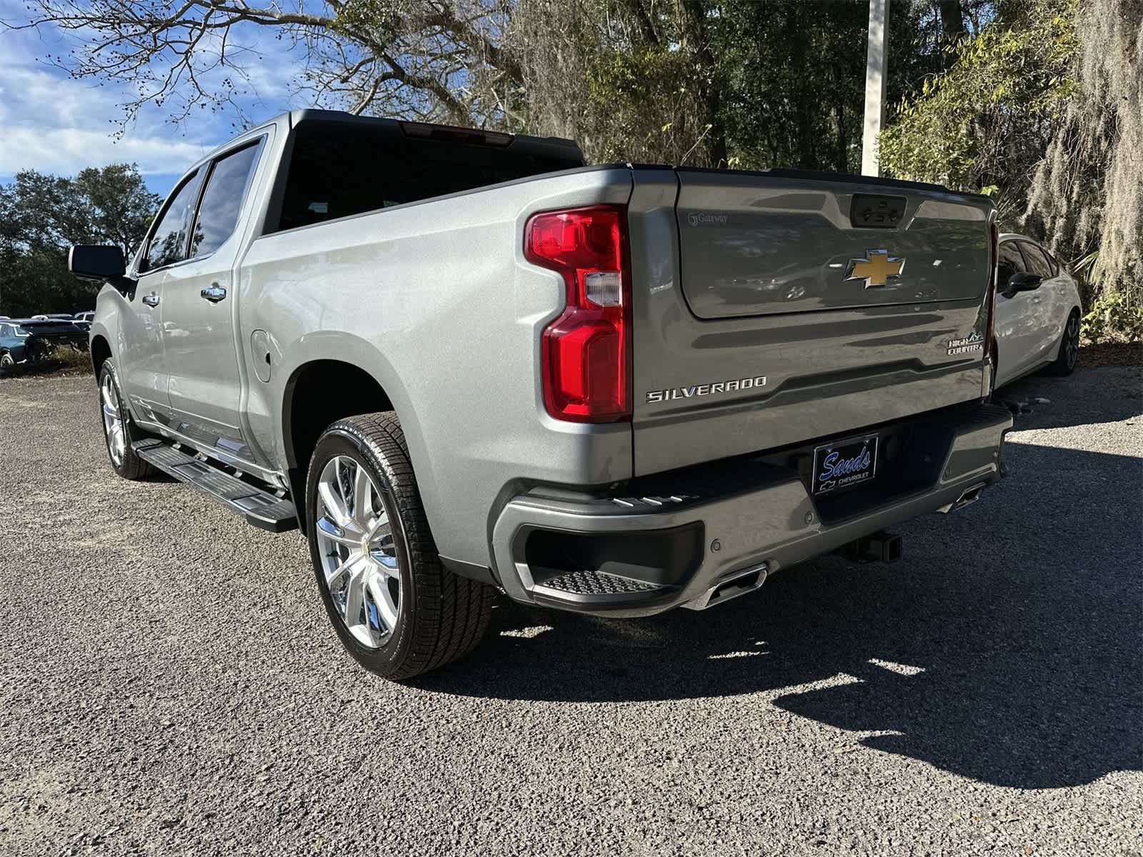 Thumbnail: 2025 Chevrolet Silverado 1500 - 4