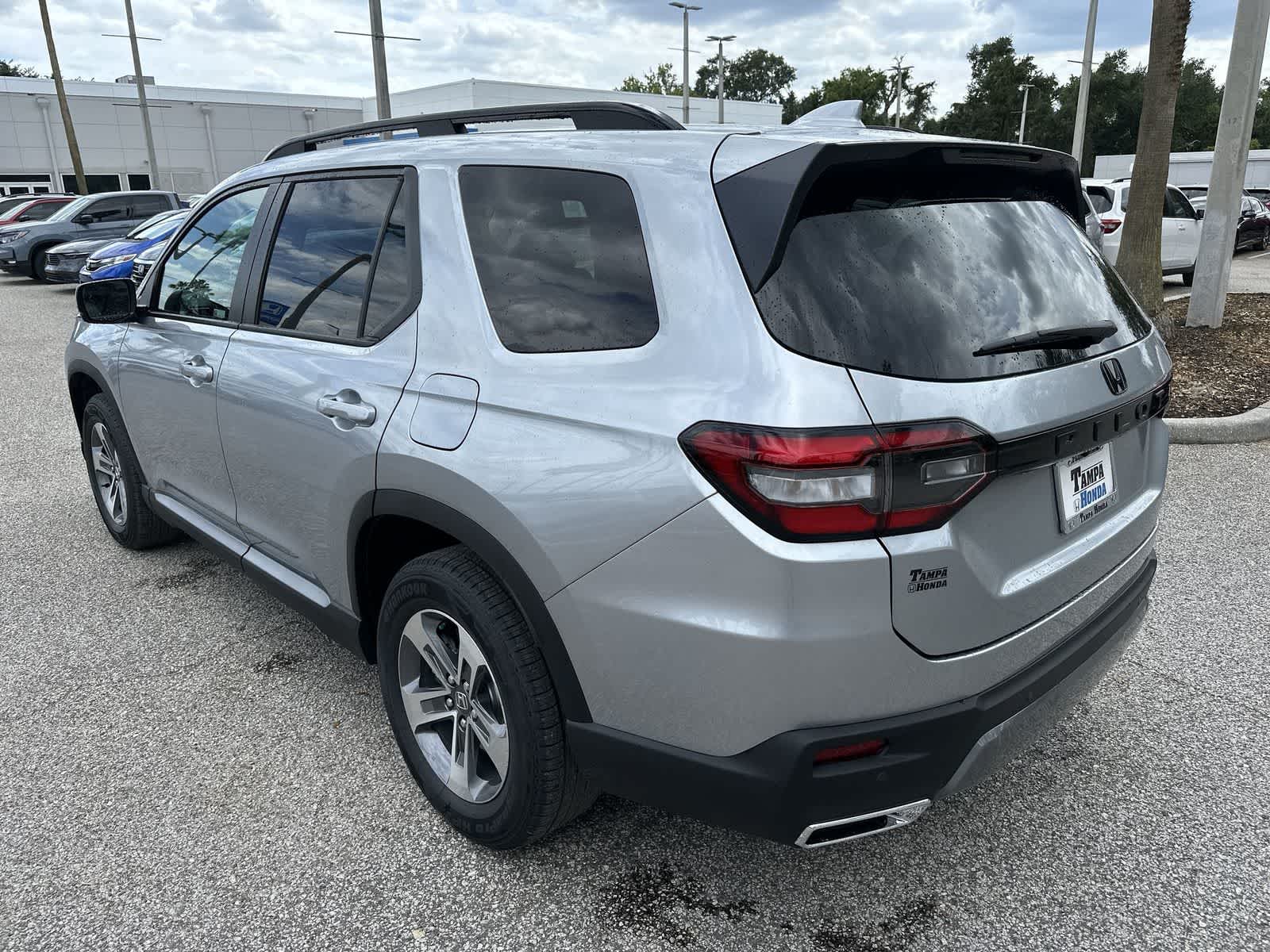 Thumbnail: 2026 Honda Pilot - 6