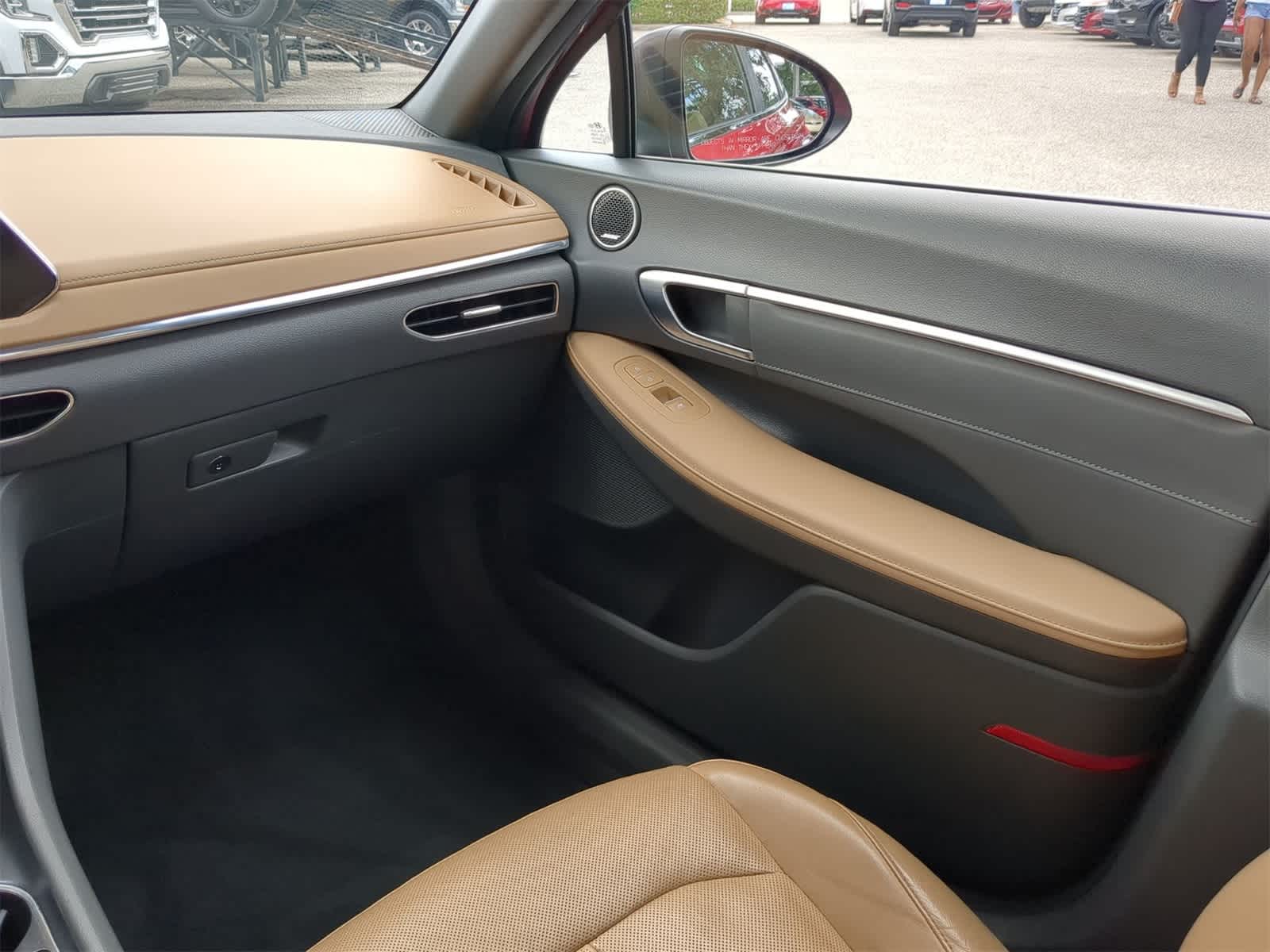 Thumbnail: 2021 Hyundai Sonata - 16