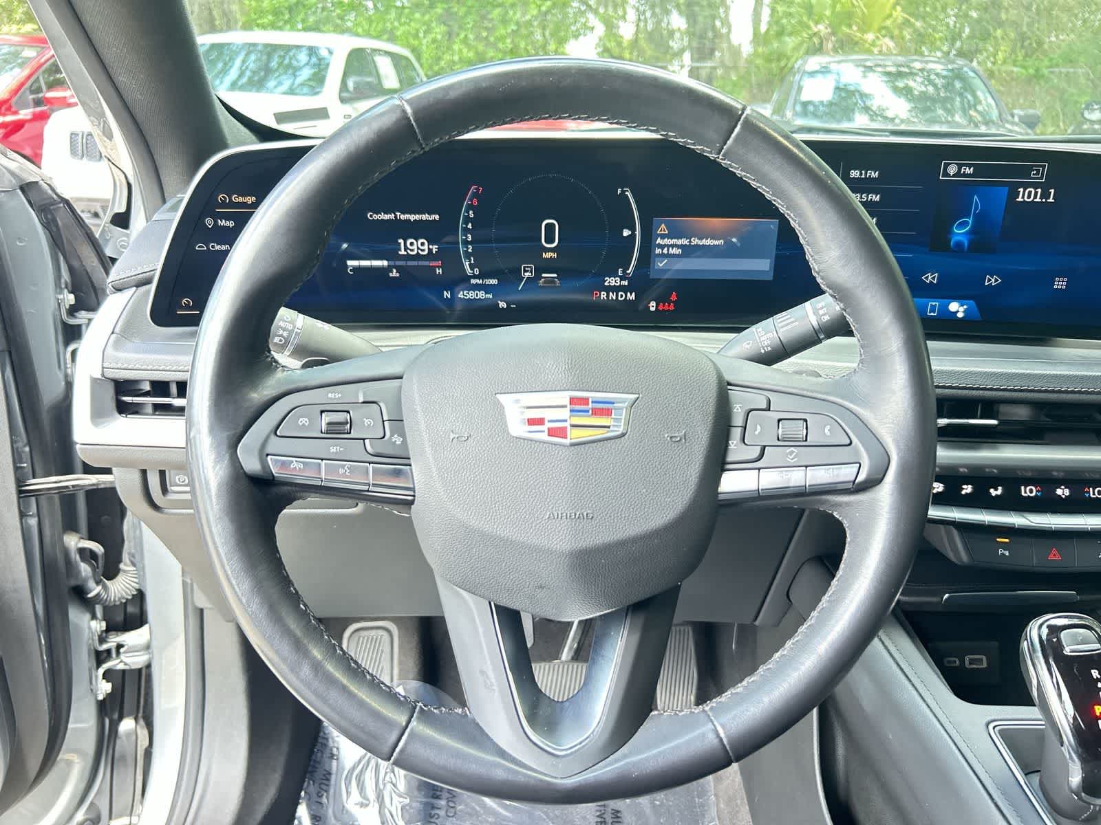 Thumbnail: 2024 Cadillac XT4 - 16