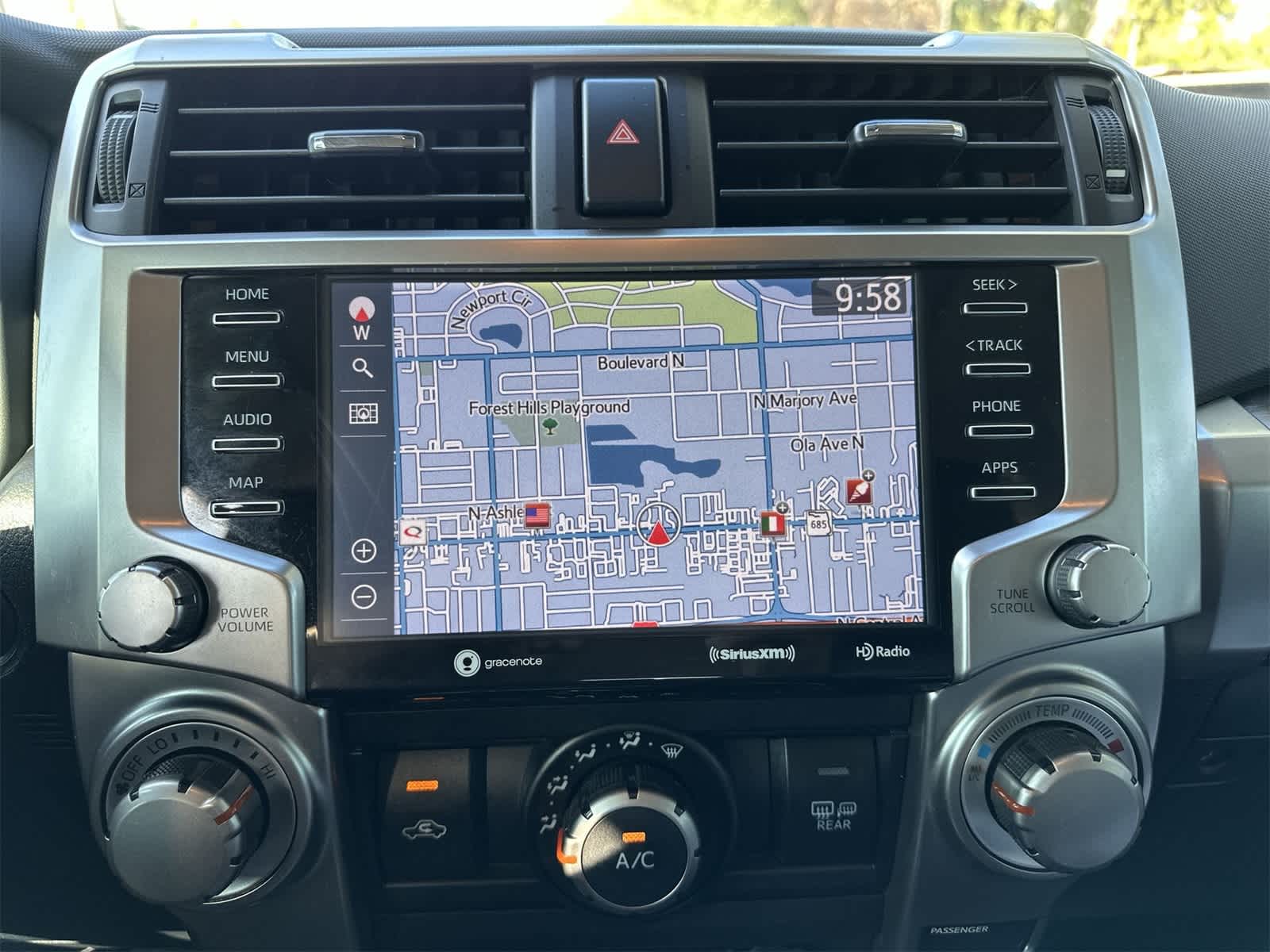 Thumbnail: 2022 Toyota 4Runner - 12