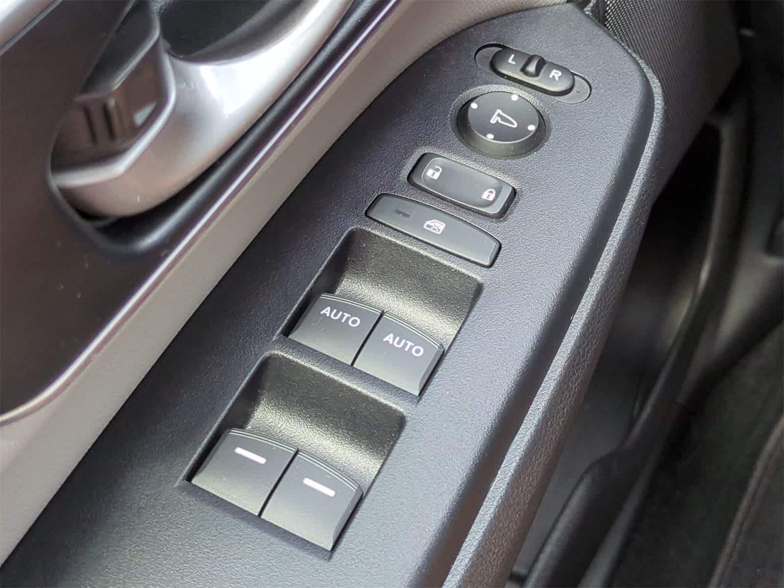 2022 Honda CR-V EX-L 22