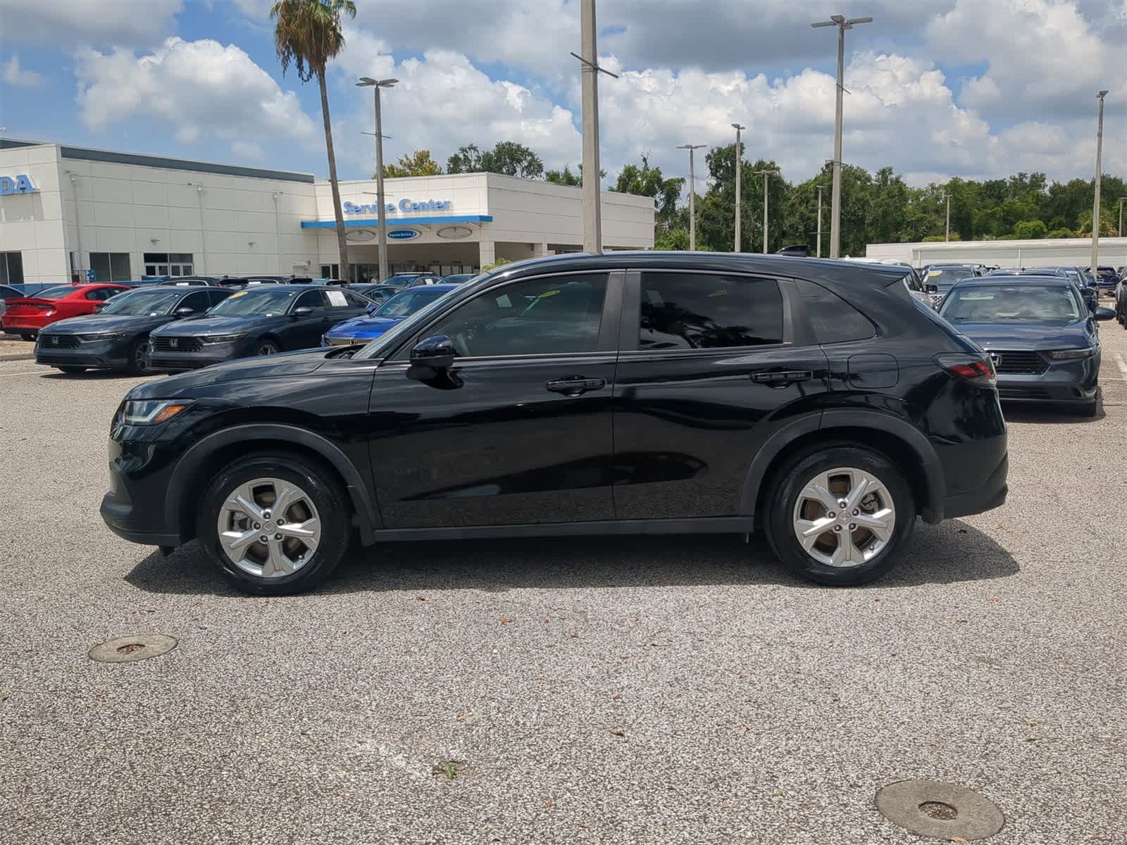 Thumbnail: 2023 Honda HR-V - 3