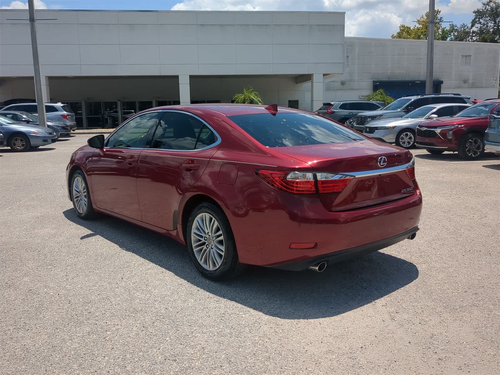 Thumbnail: 2015 Lexus ES - 4