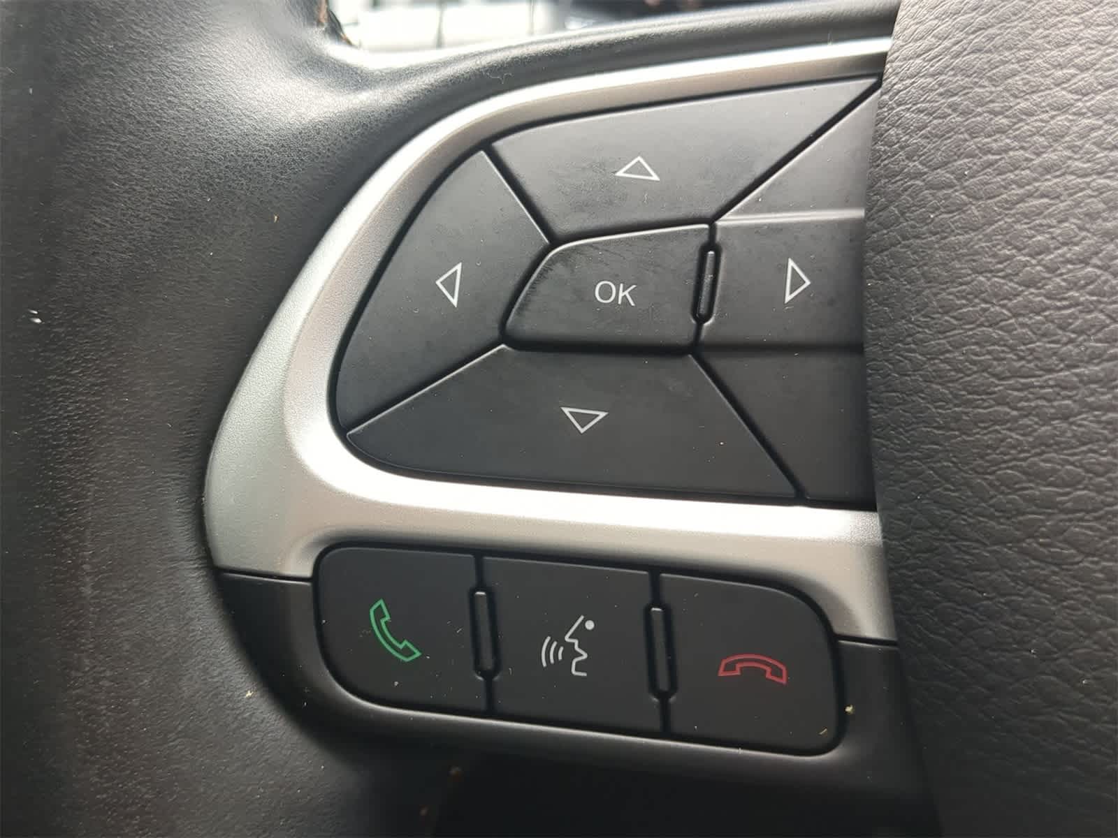 Thumbnail: 2019 Jeep Compass - 22