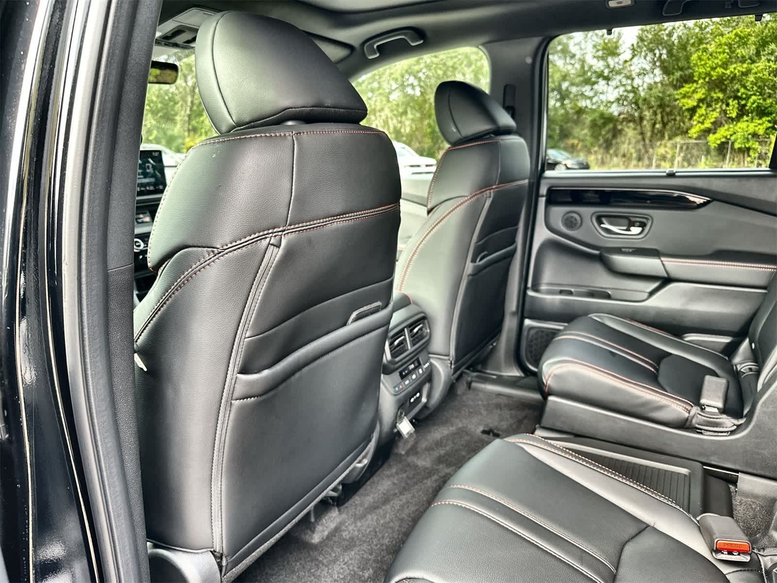 Thumbnail: 2025 Honda Pilot - 12