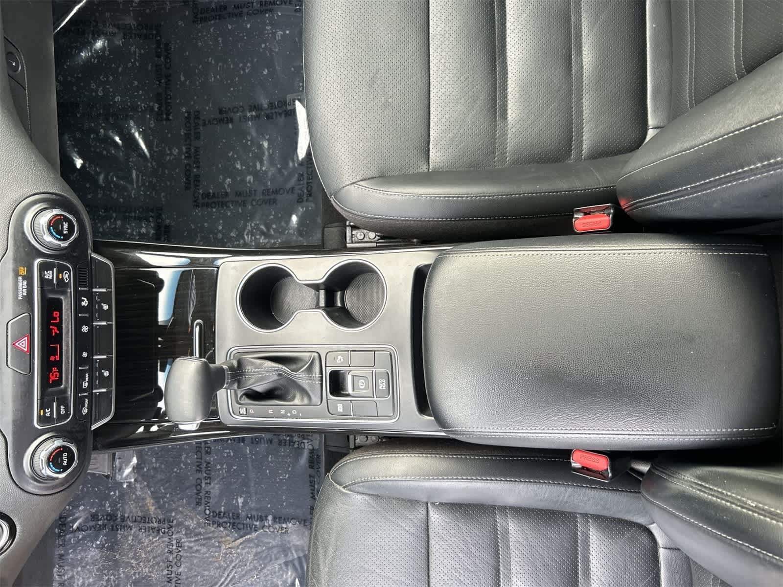 Thumbnail: 2019 Kia Sorento - 16