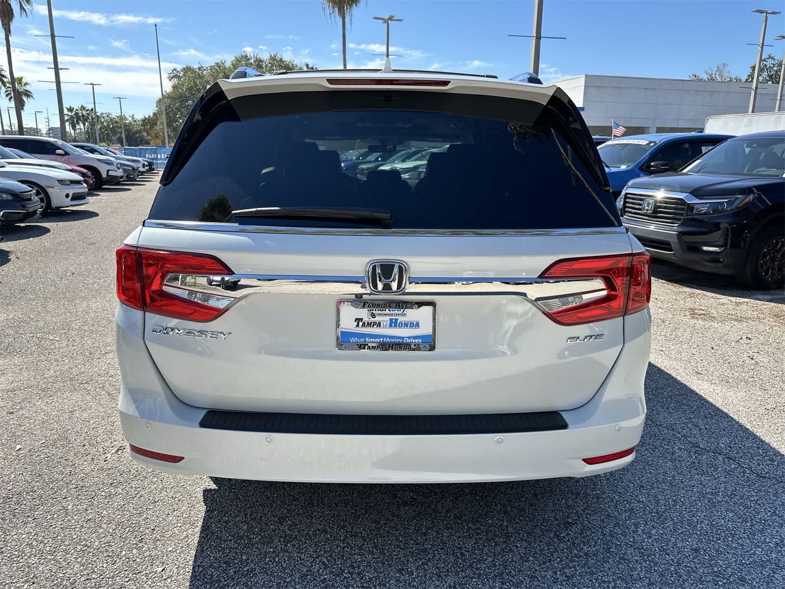 Thumbnail: 2020 Honda Odyssey - 14