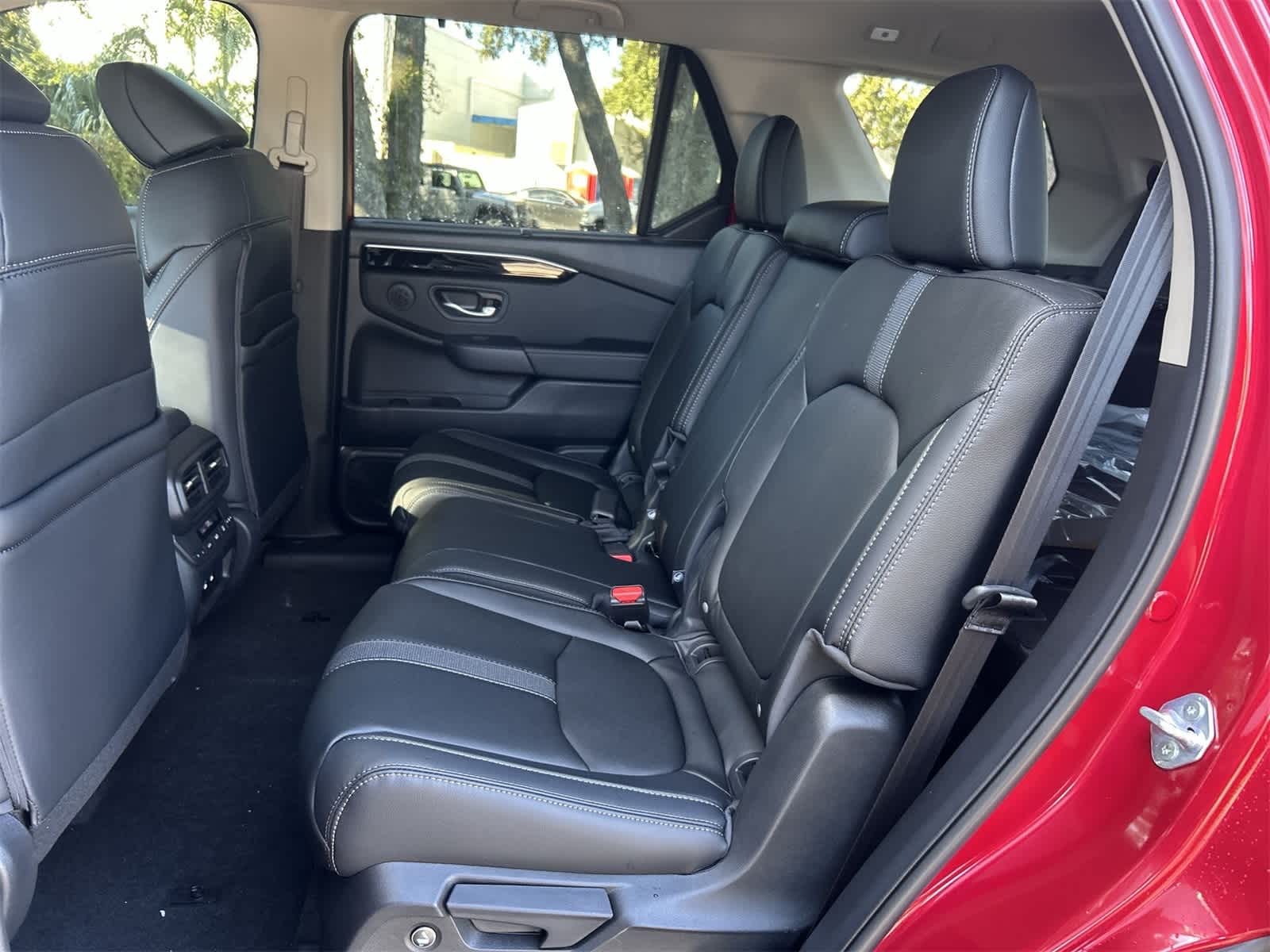 Thumbnail: 2026 Honda Pilot - 13