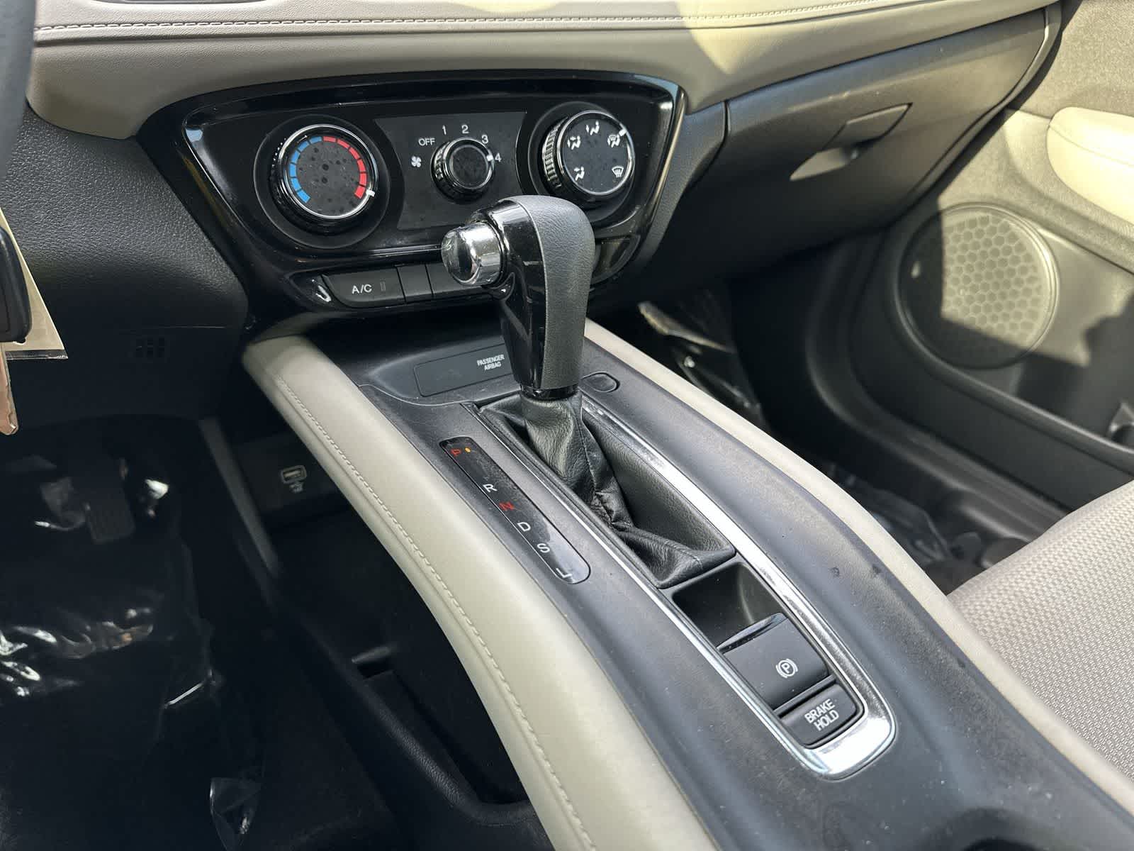 Thumbnail: 2019 Honda HR-V - 18