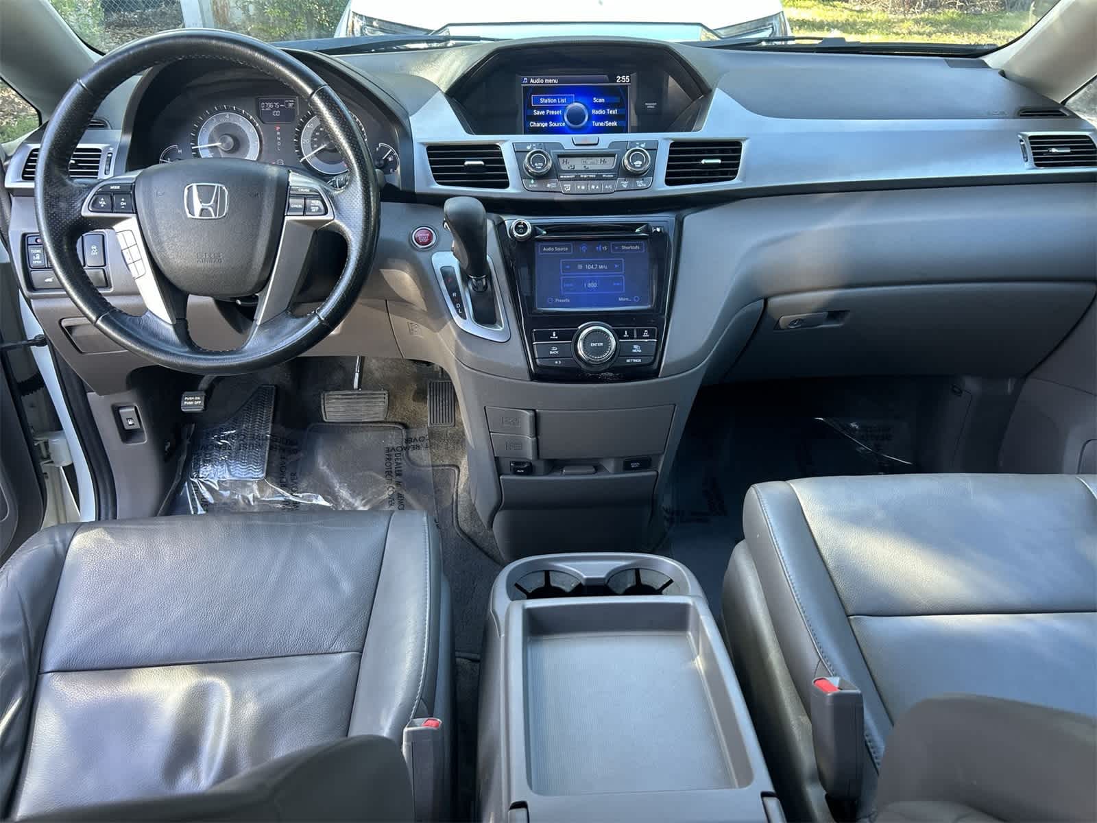 Thumbnail: 2015 Honda Odyssey - 10