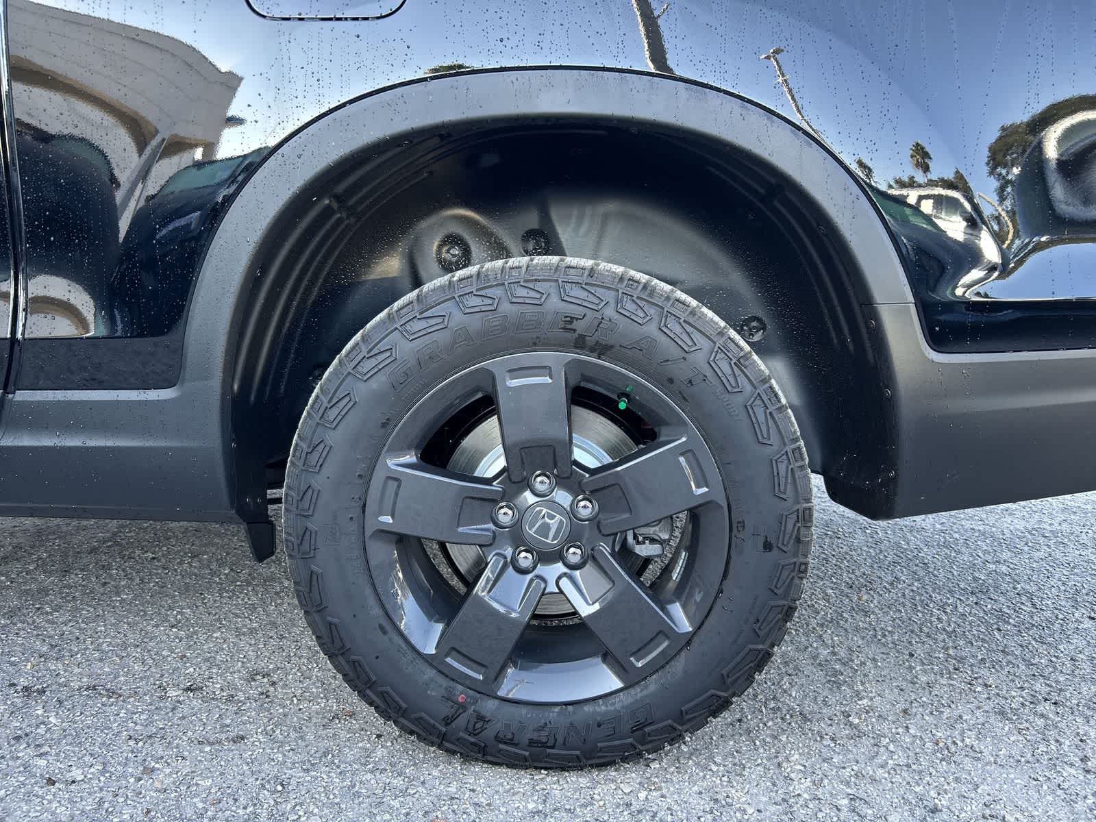 Thumbnail: 2026 Honda Ridgeline - 8