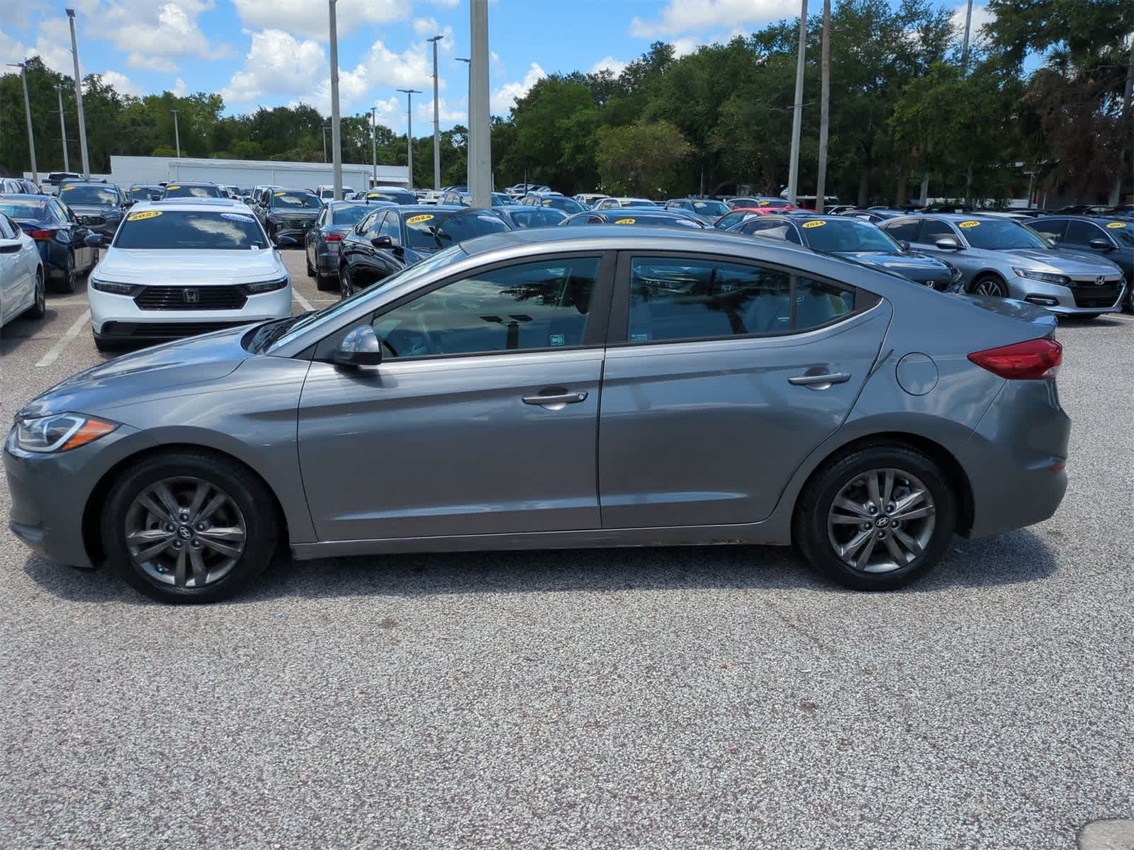 Thumbnail: 2018 Hyundai Elantra - 3