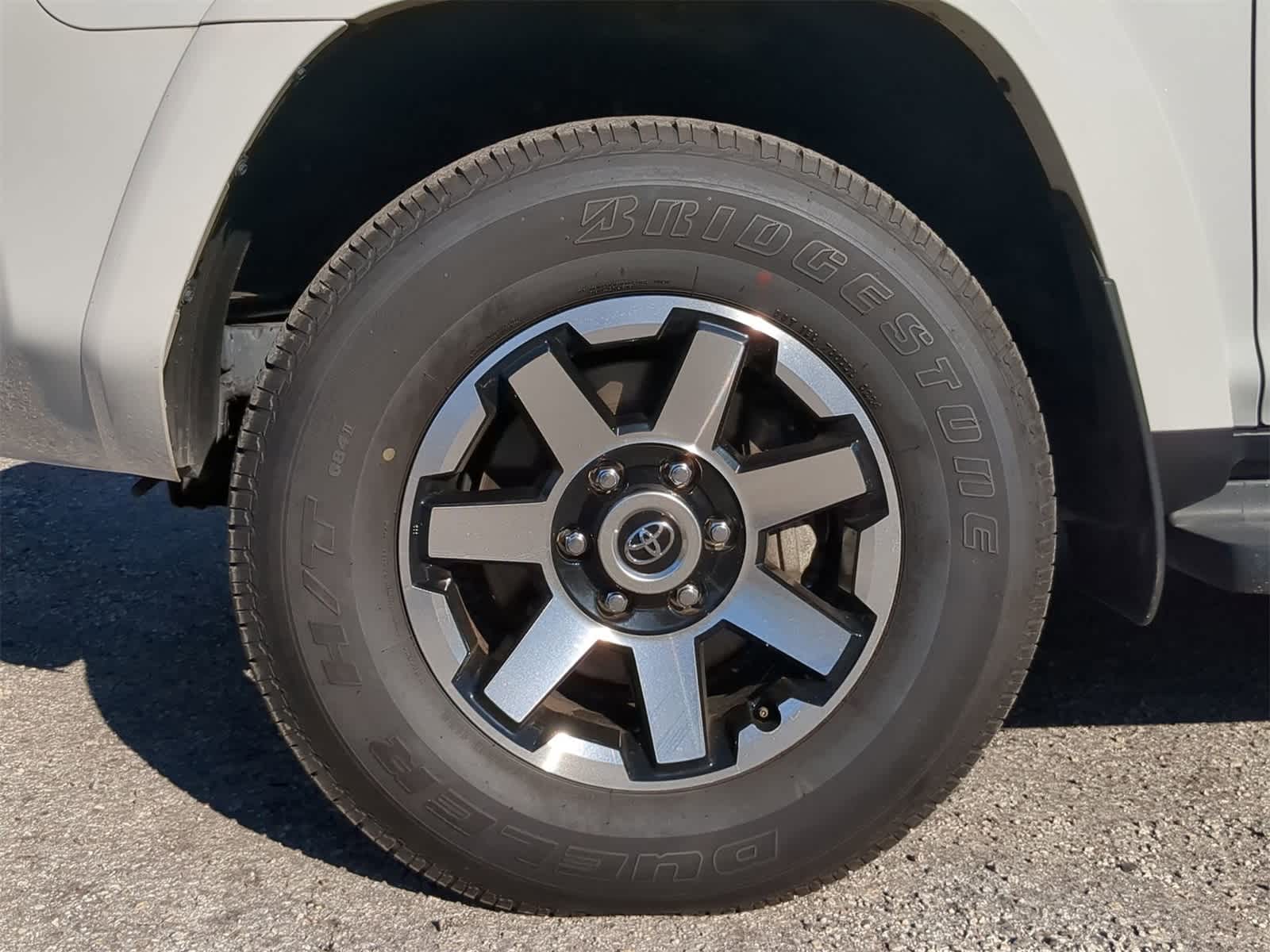 Thumbnail: 2024 Toyota 4Runner - 11