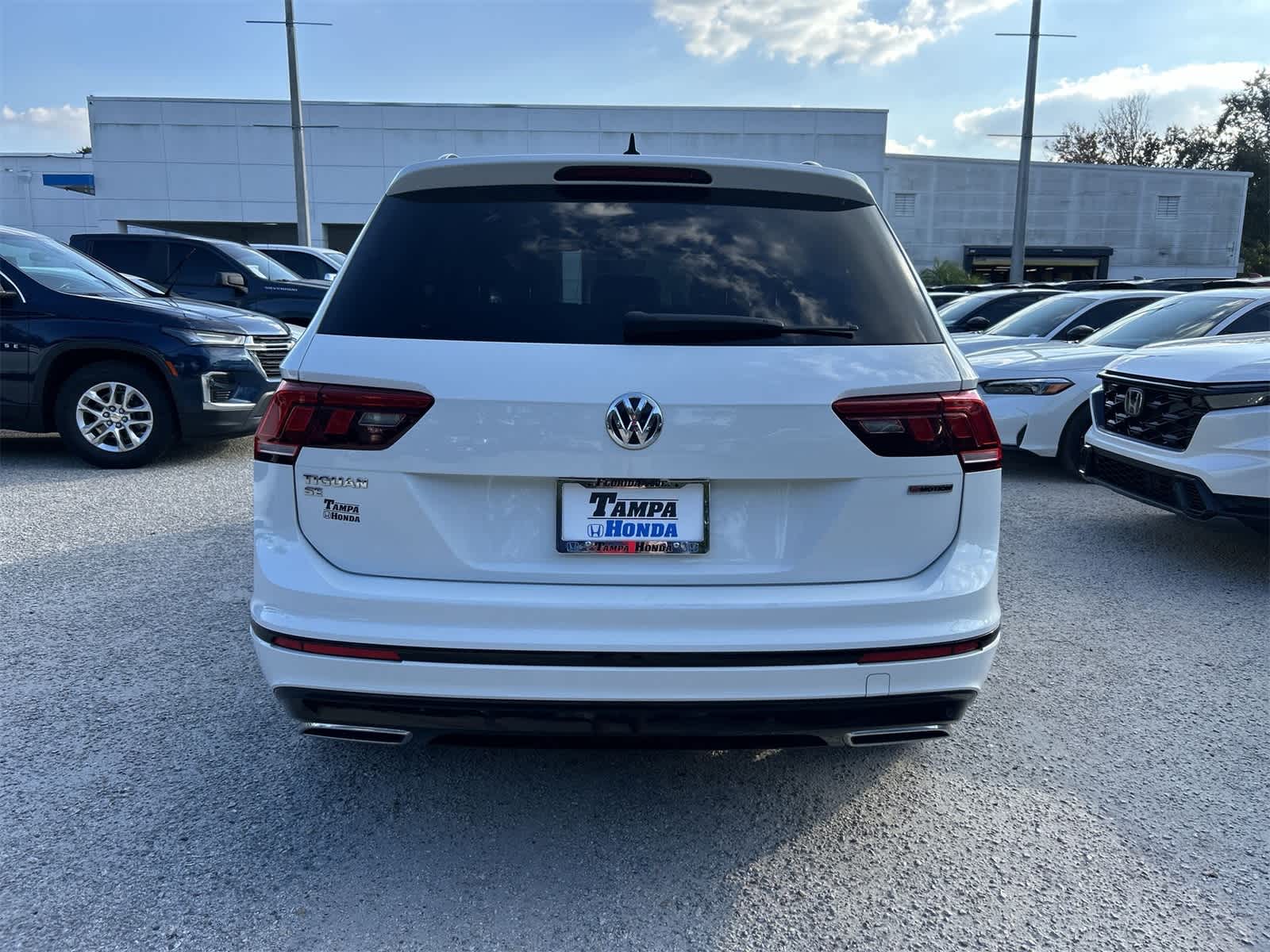 Thumbnail: 2021 Volkswagen Tiguan - 5