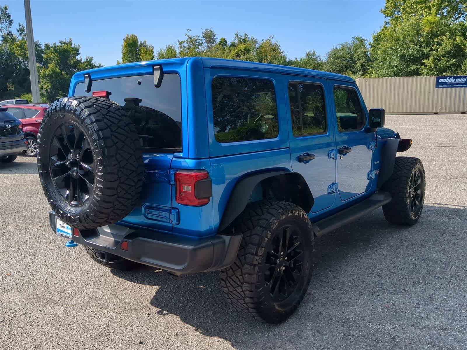 Thumbnail: 2022 Jeep Wrangler - 6
