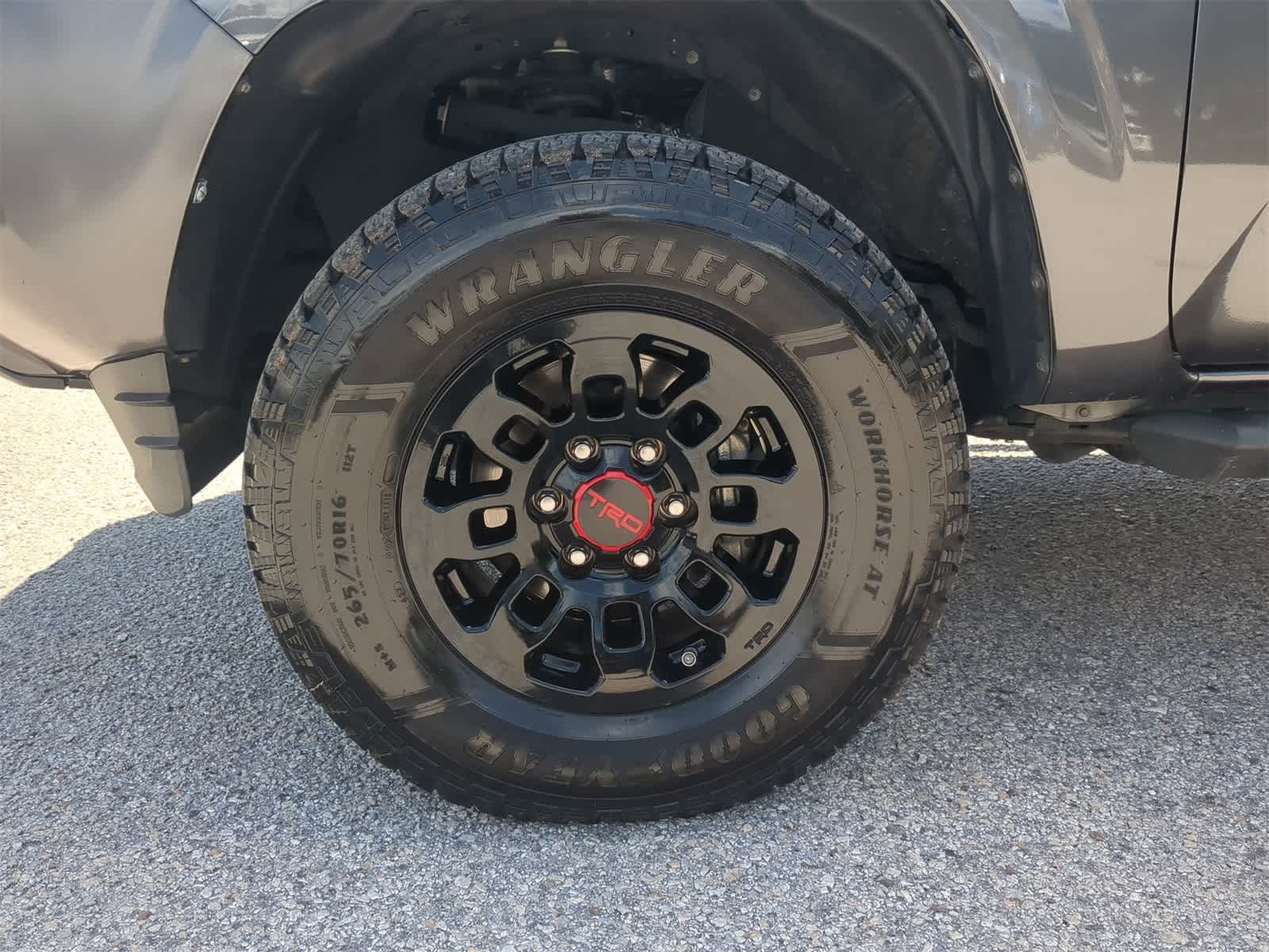 Thumbnail: 2022 Toyota Tacoma - 11