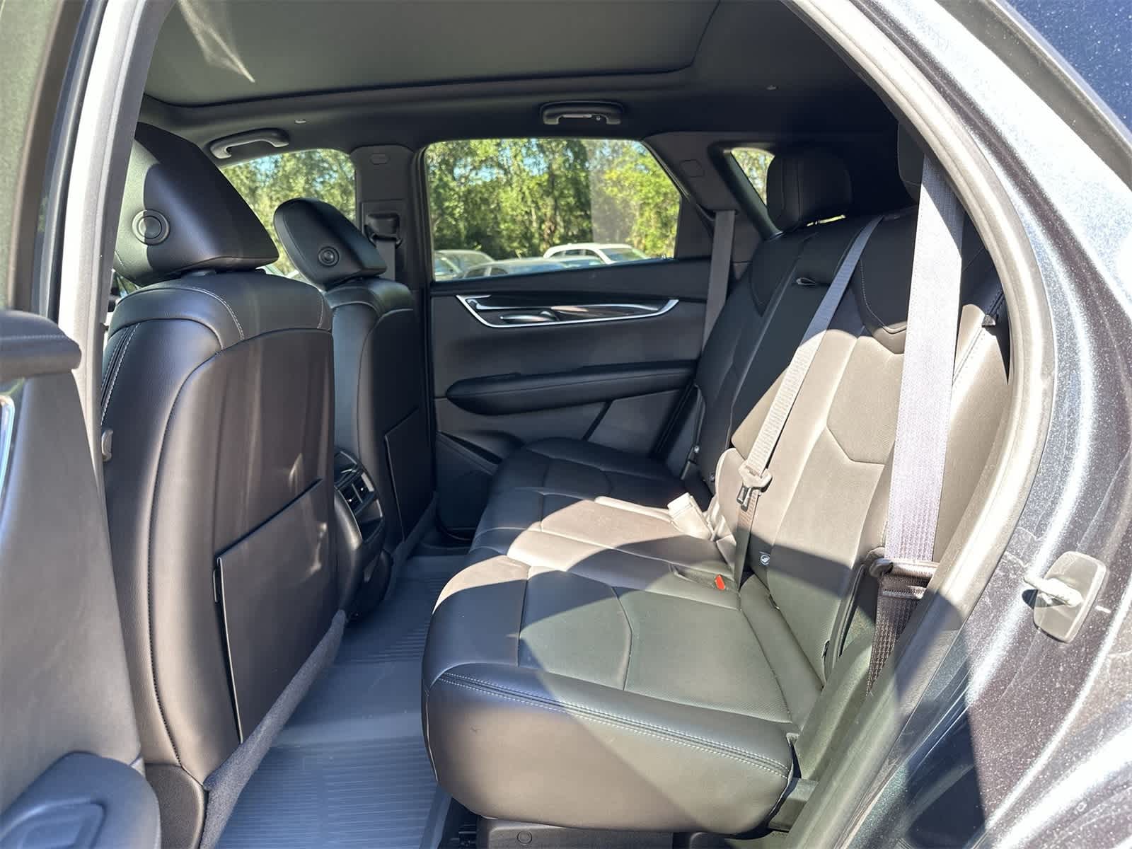 Thumbnail: 2021 Cadillac XT5 - 18