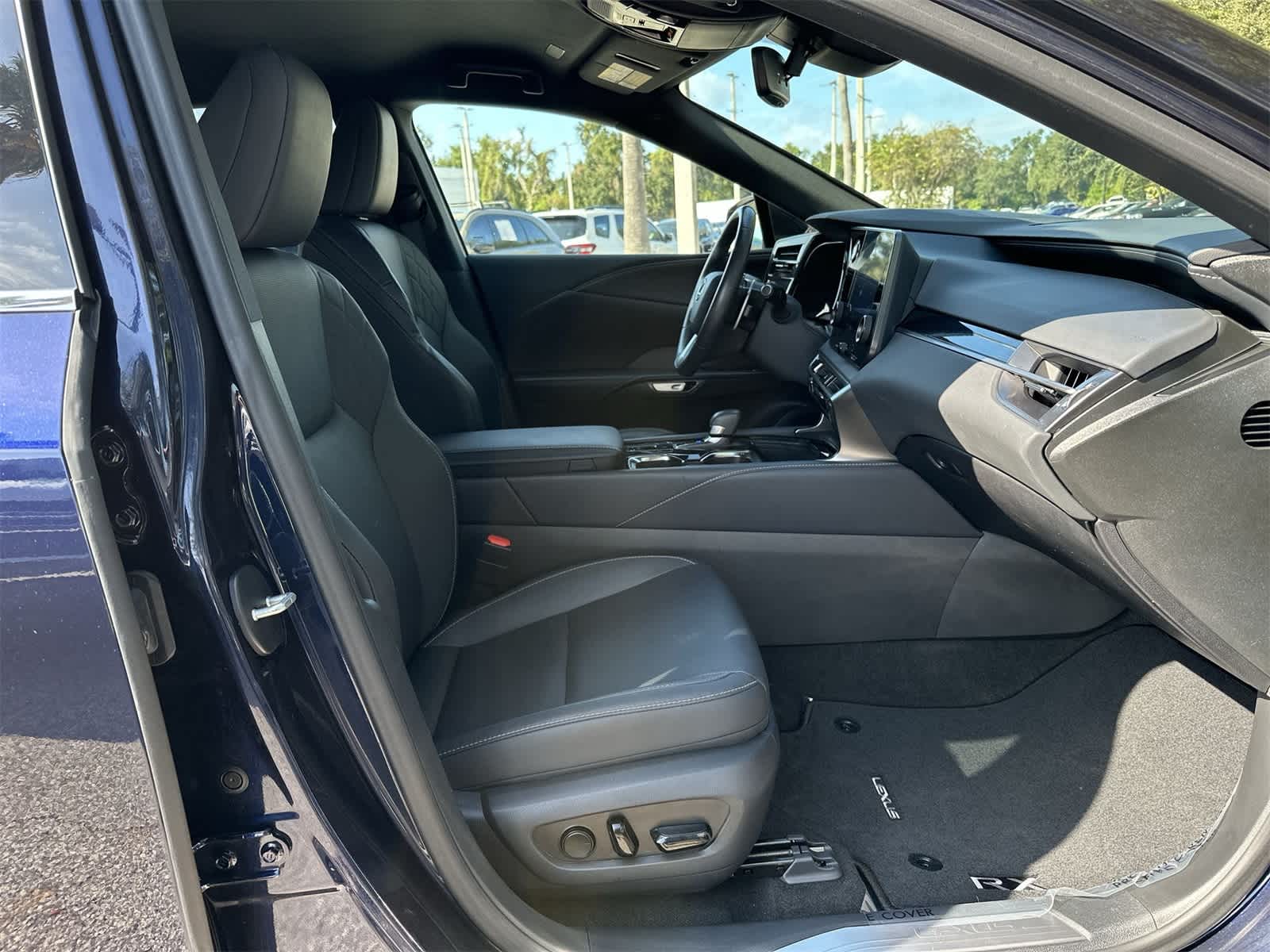 Thumbnail: 2024 Lexus RX - 20